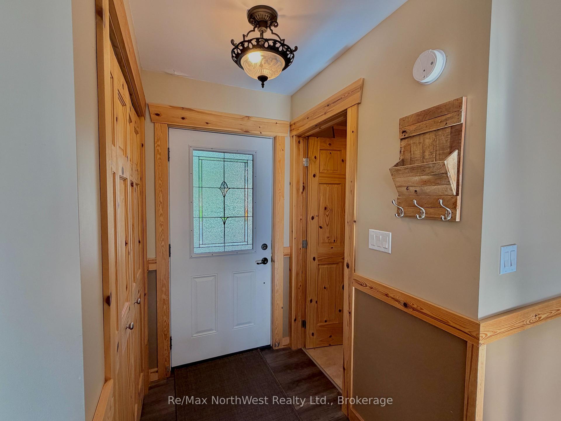 Photo 25 of 21 Crystal Street S, Kenora, Keewatin North — HOMEH