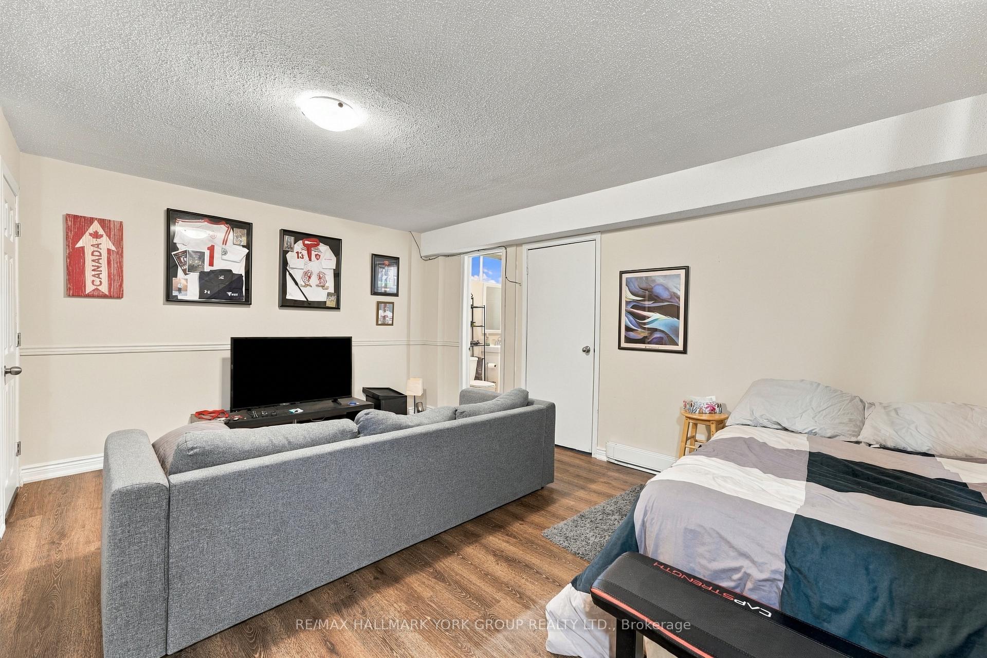 Photo 20 of 52 Centre Street, Aurora, Aurora Village — HOMEH