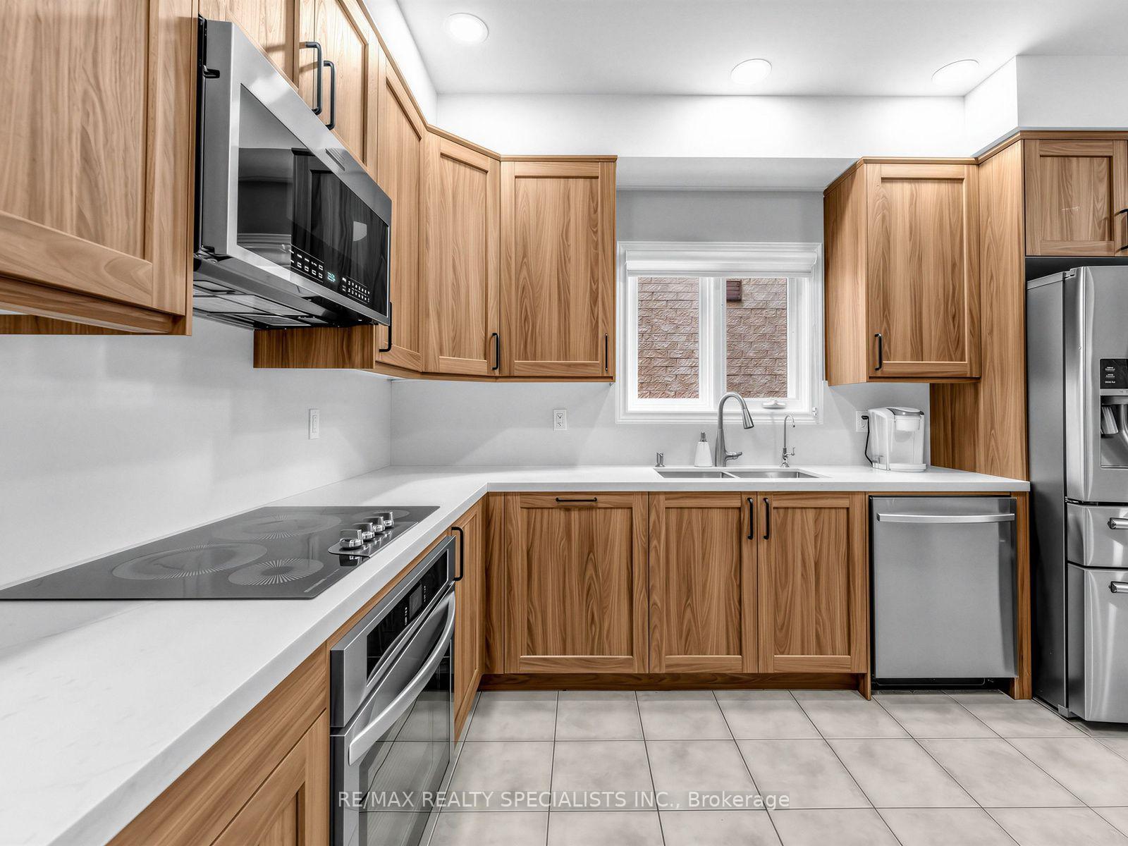 Photo 7 of 491 Willmott Crescent, Milton, Clarke — HOMEH