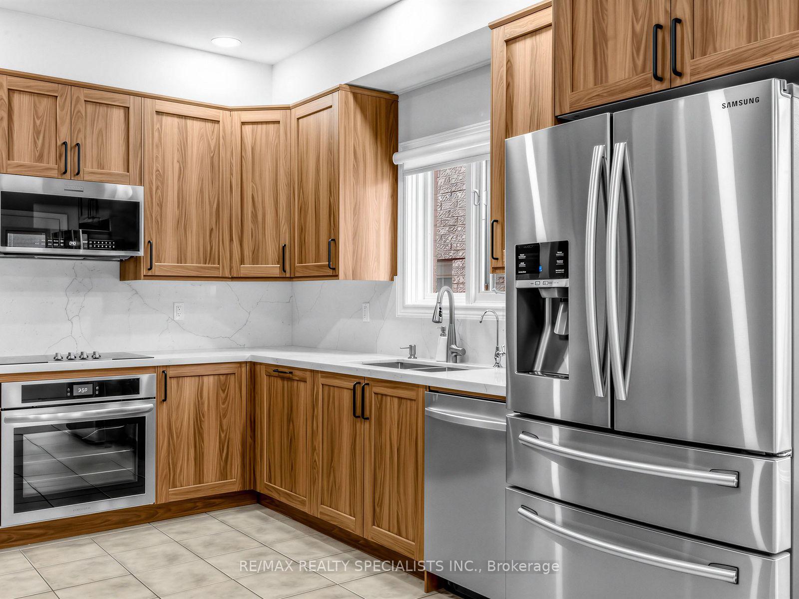 Photo 10 of 491 Willmott Crescent, Milton, Clarke — HOMEH