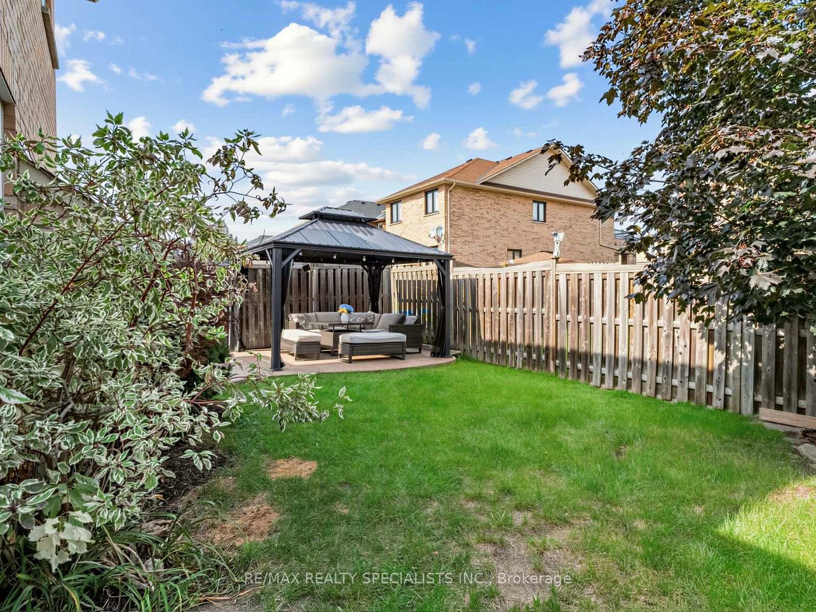 Photo 35 of 491 Willmott Crescent, Milton, Clarke — HOMEH