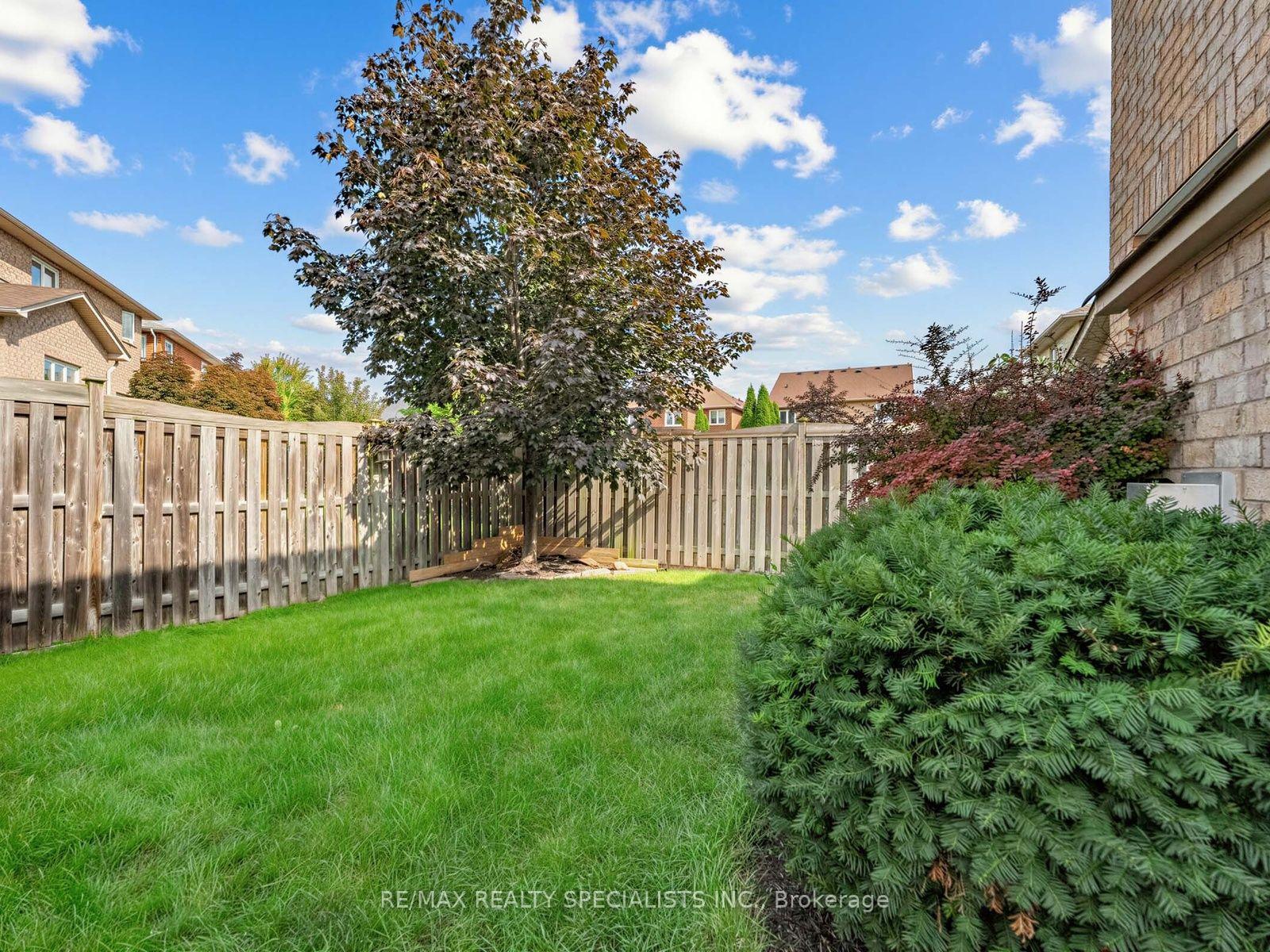 Photo 36 of 491 Willmott Crescent, Milton, Clarke — HOMEH