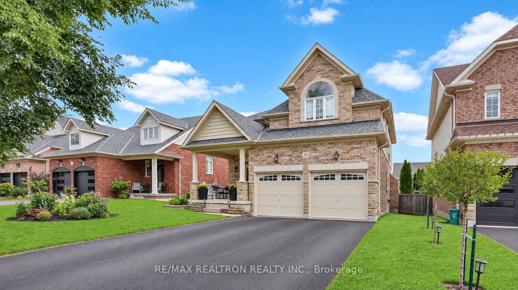 Photo 2 of 96 Piper Crescent, Clarington, Bowmanville — HOMEH