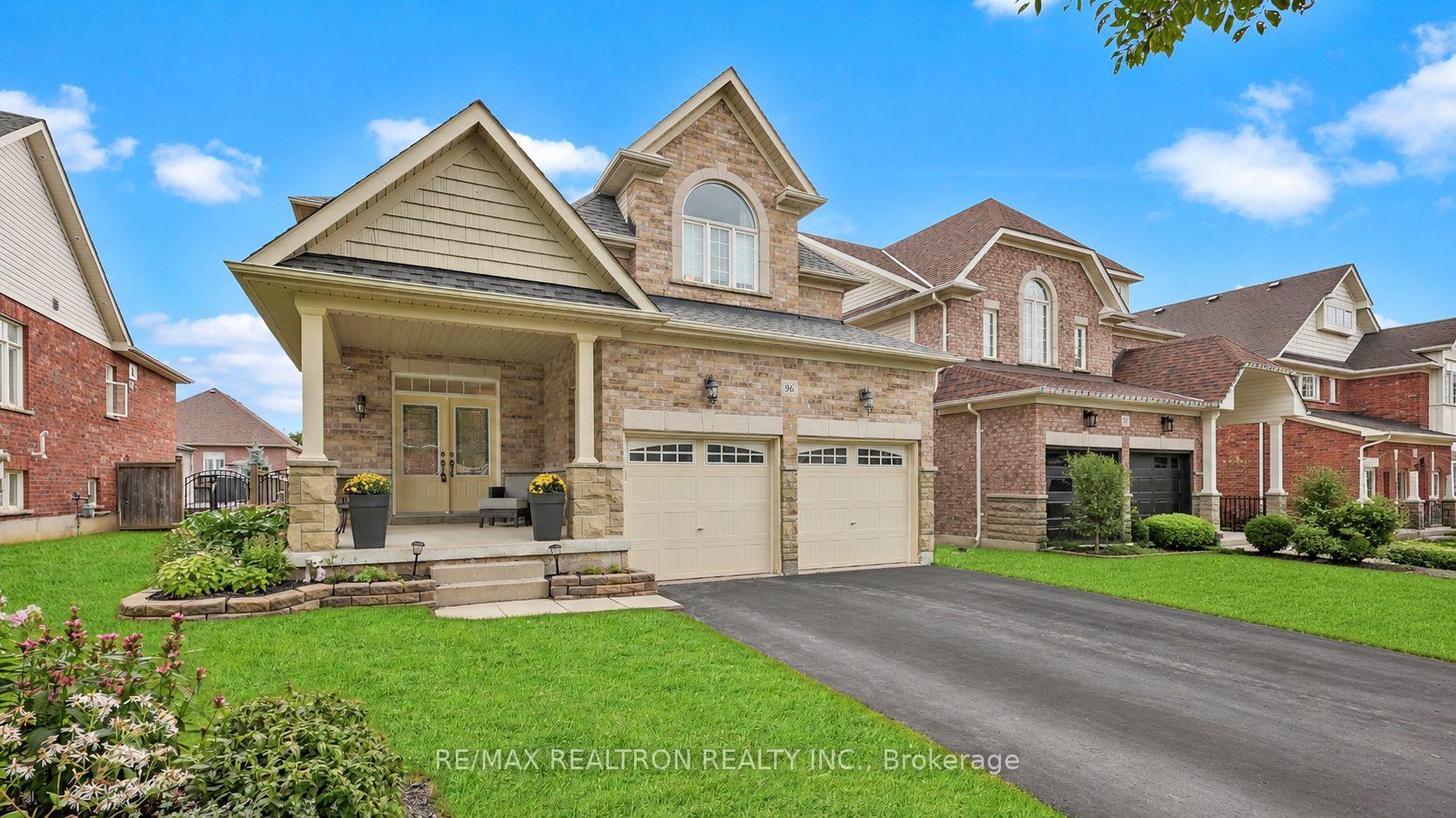 Photo 3 of 96 Piper Crescent, Clarington, Bowmanville — HOMEH