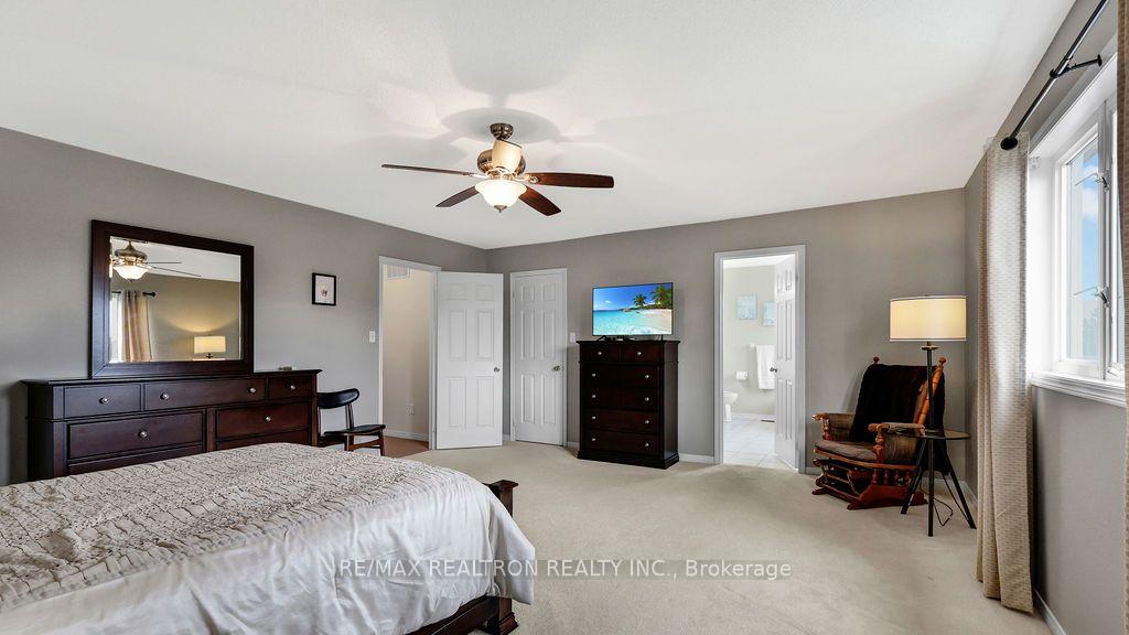 Photo 19 of 96 Piper Crescent, Clarington, Bowmanville — HOMEH