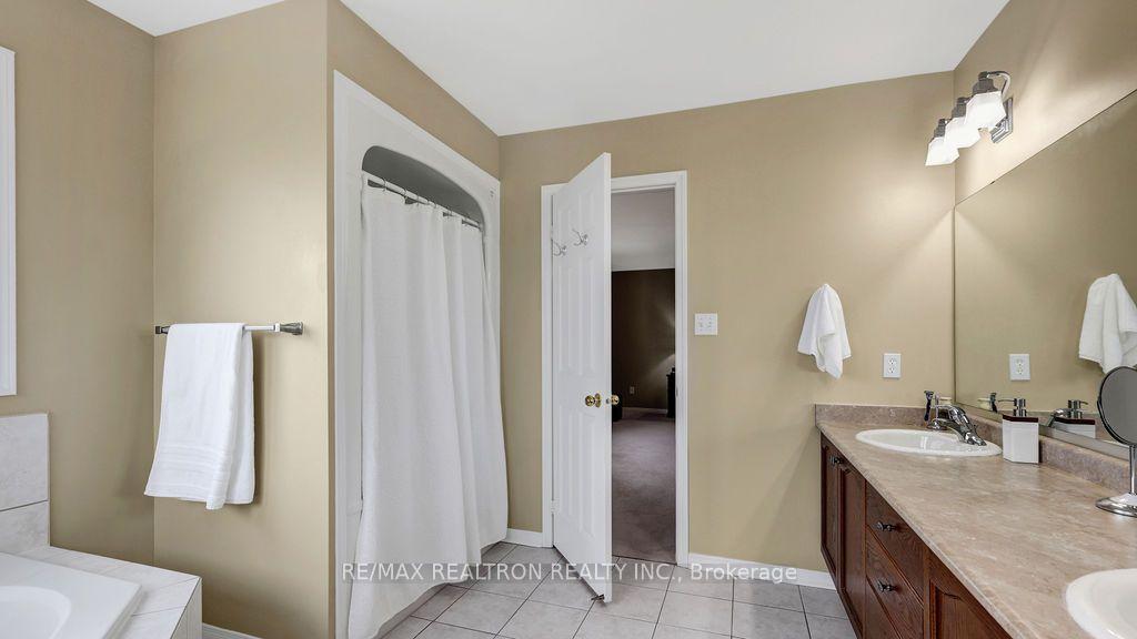 Photo 21 of 96 Piper Crescent, Clarington, Bowmanville — HOMEH