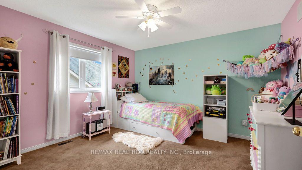 Photo 24 of 96 Piper Crescent, Clarington, Bowmanville — HOMEH