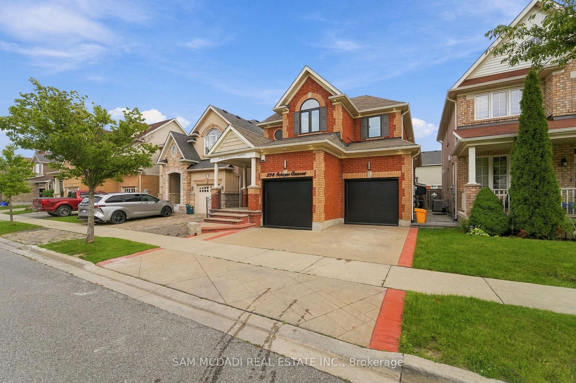 Photo 3 of 238 Schreyer Crescent, Milton, Harrison — HOMEH