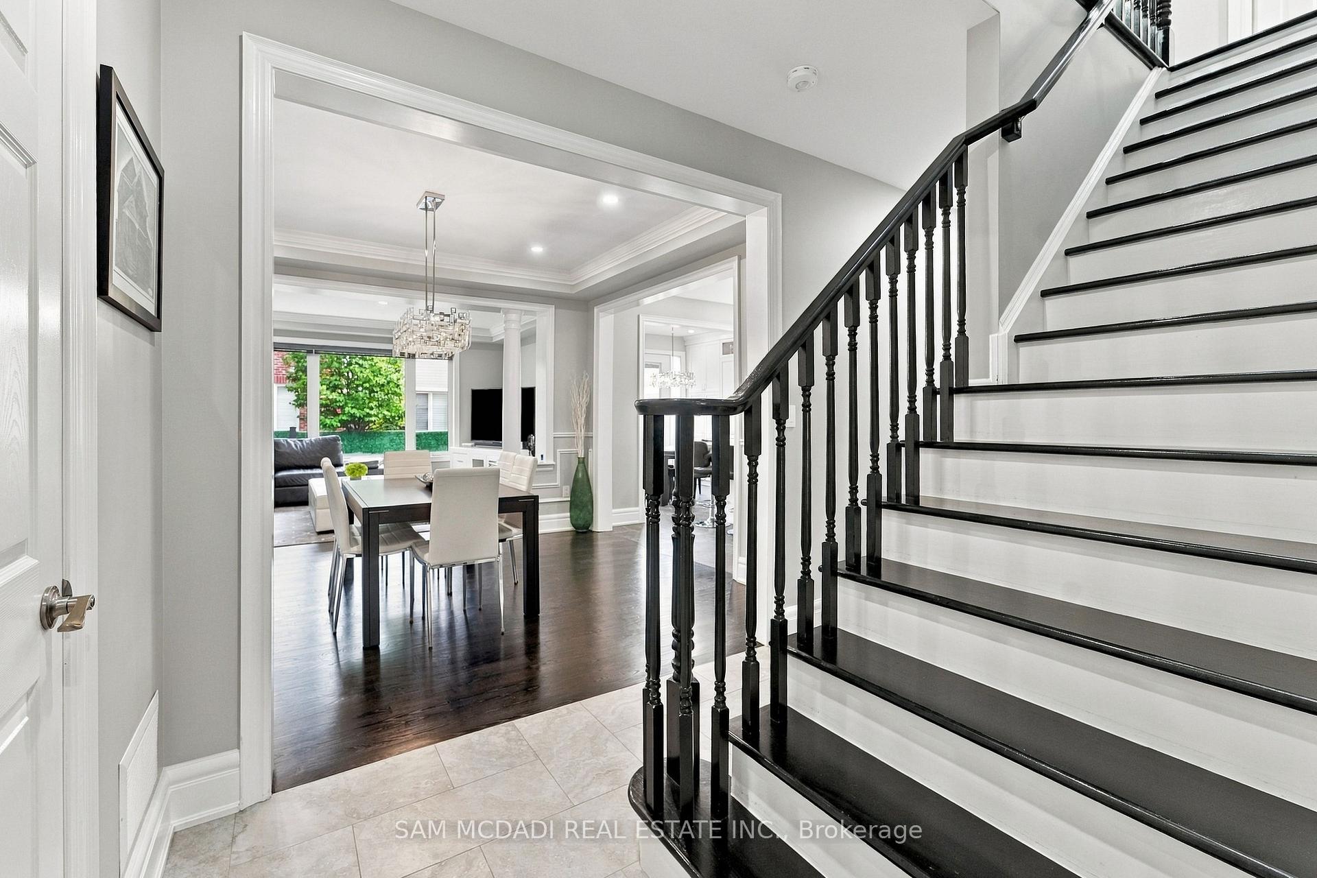 Photo 7 of 238 Schreyer Crescent, Milton, Harrison — HOMEH
