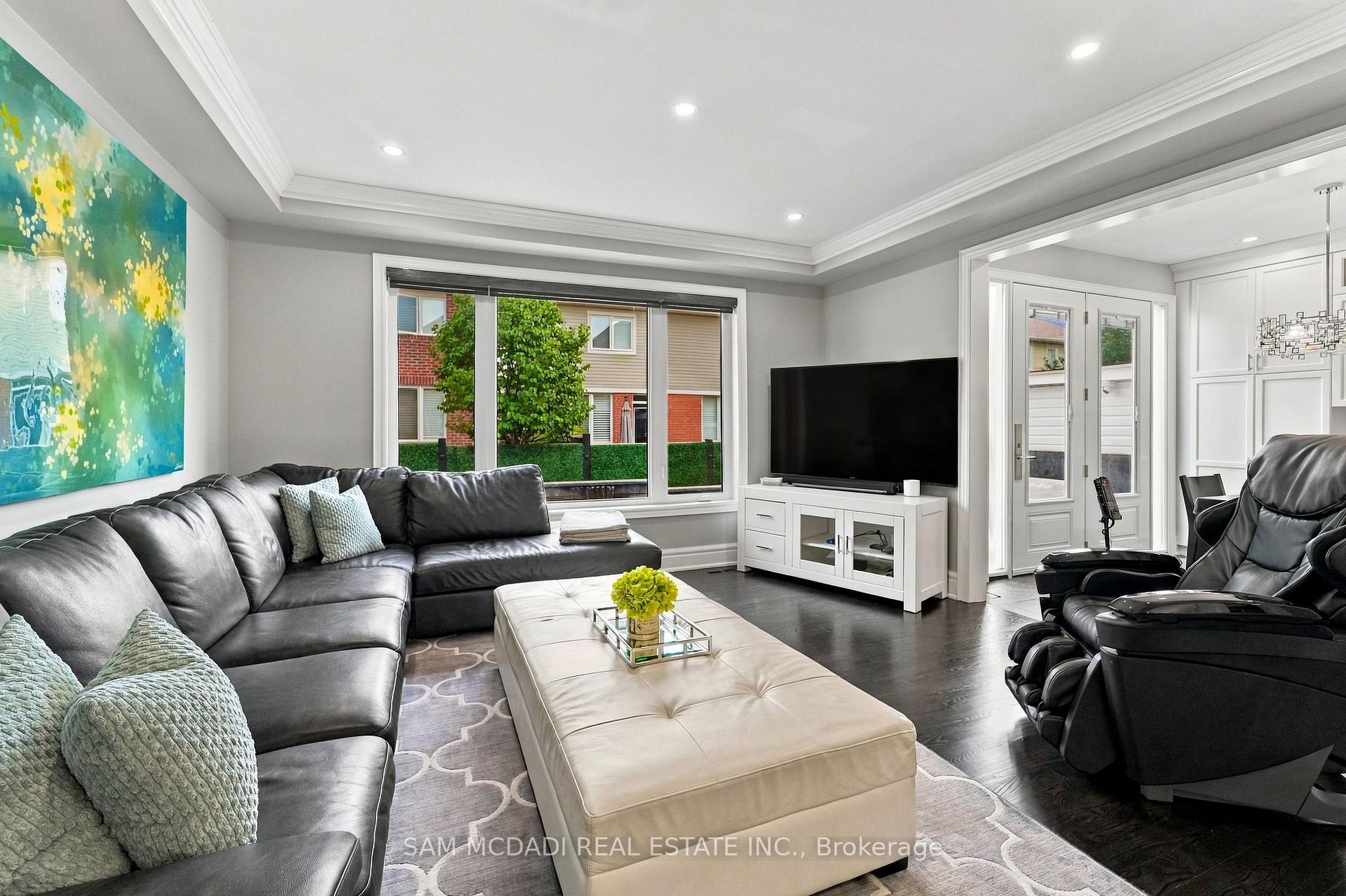 Photo 11 of 238 Schreyer Crescent, Milton, Harrison — HOMEH