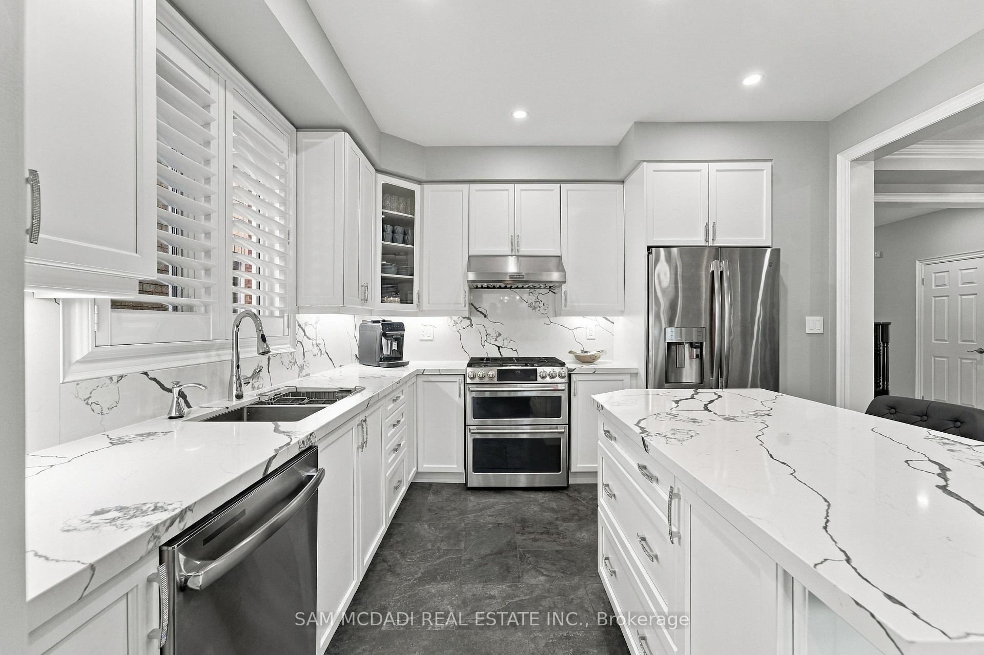 Photo 14 of 238 Schreyer Crescent, Milton, Harrison — HOMEH