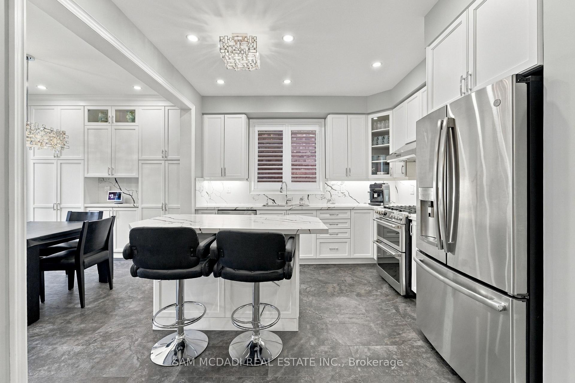 Photo 15 of 238 Schreyer Crescent, Milton, Harrison — HOMEH