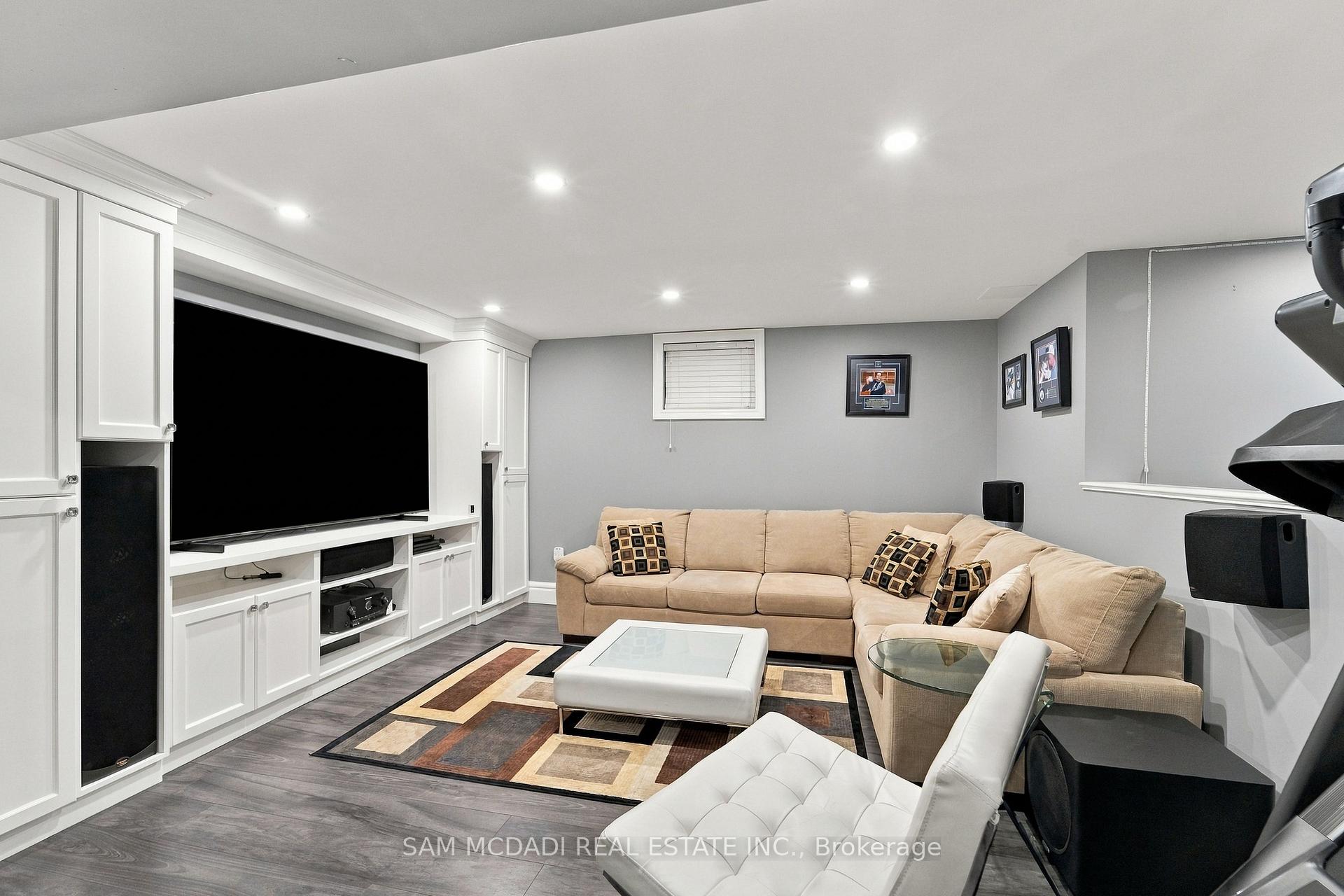 Photo 36 of 238 Schreyer Crescent, Milton, Harrison — HOMEH