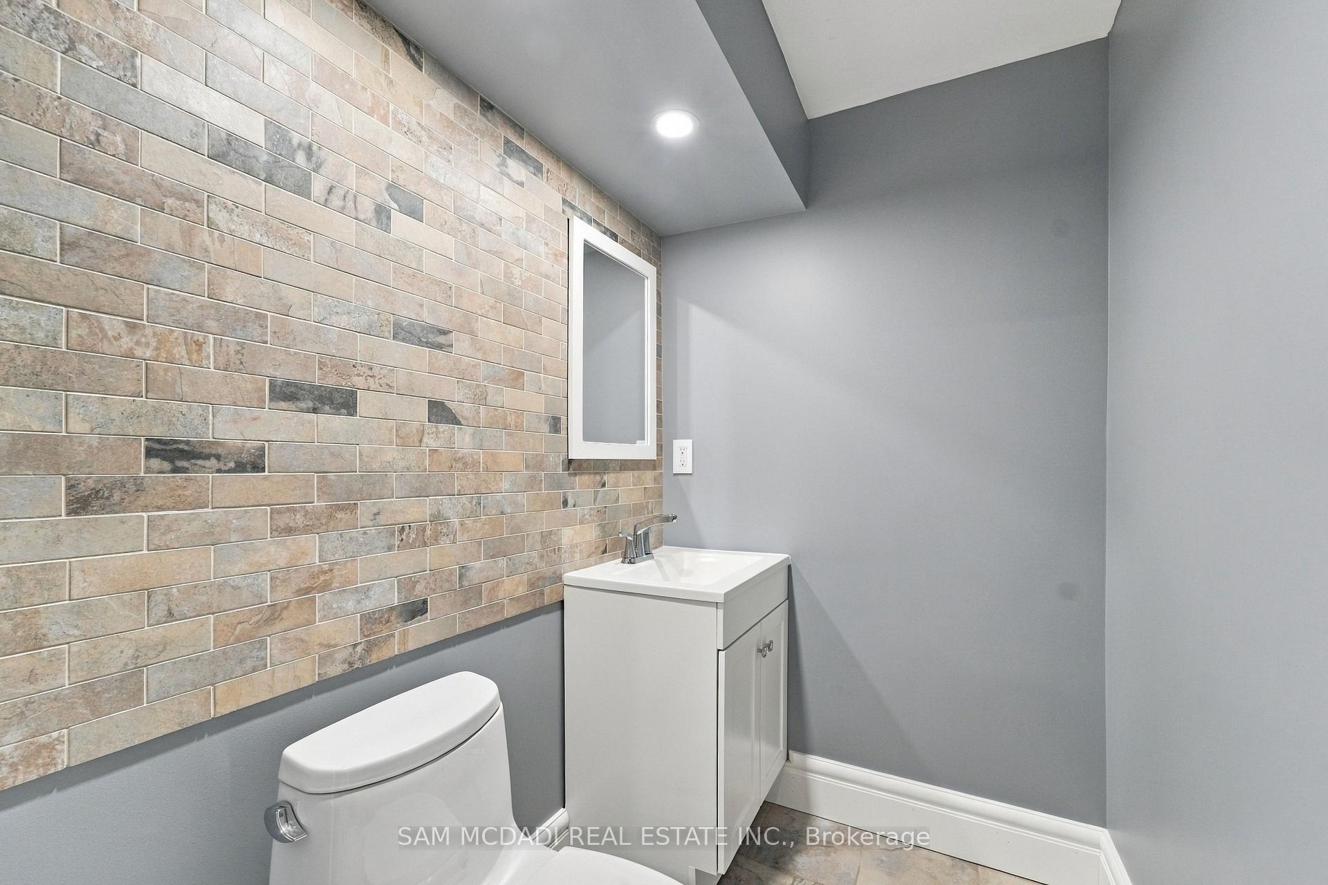 Photo 39 of 238 Schreyer Crescent, Milton, Harrison — HOMEH