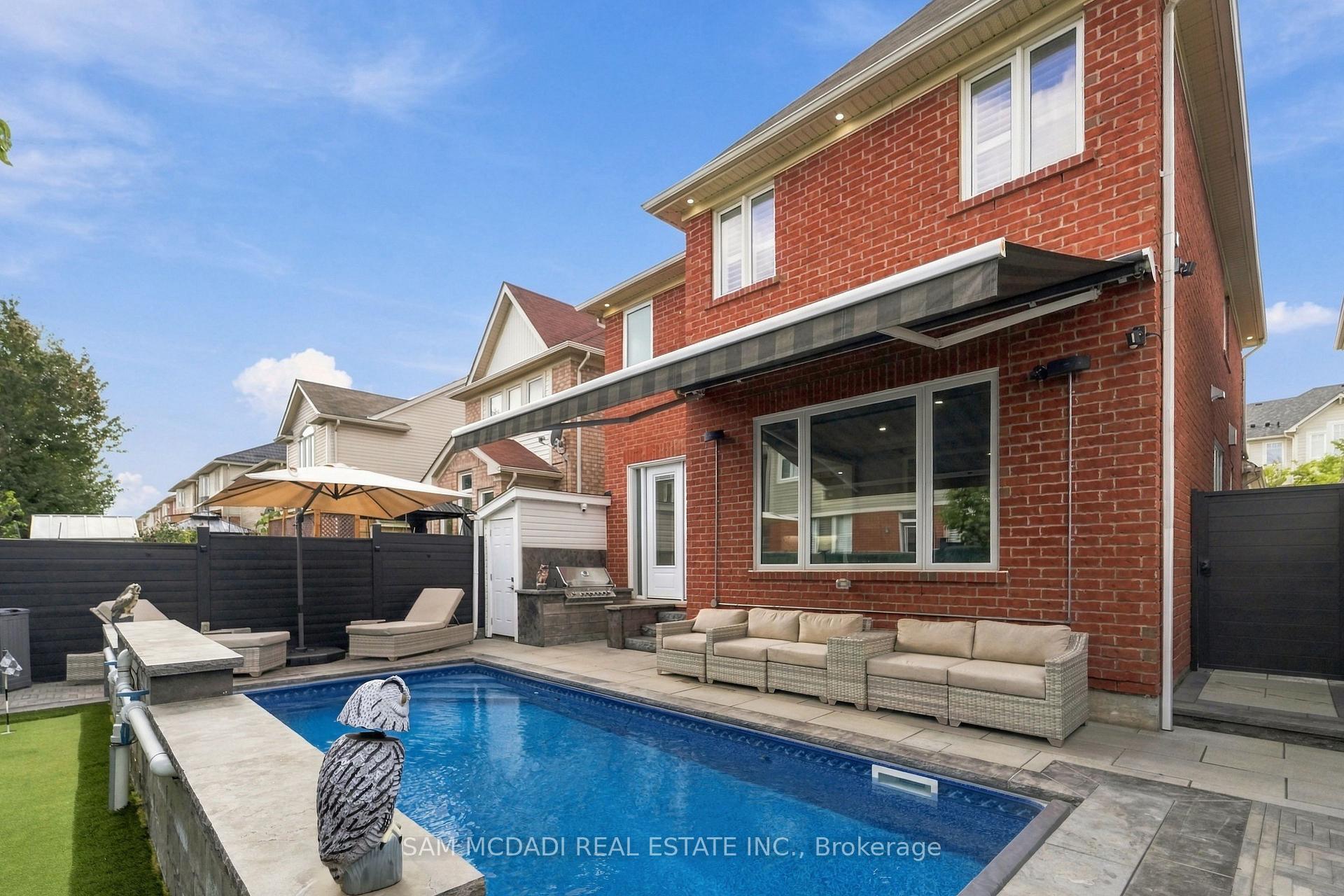 Photo 40 of 238 Schreyer Crescent, Milton, Harrison — HOMEH