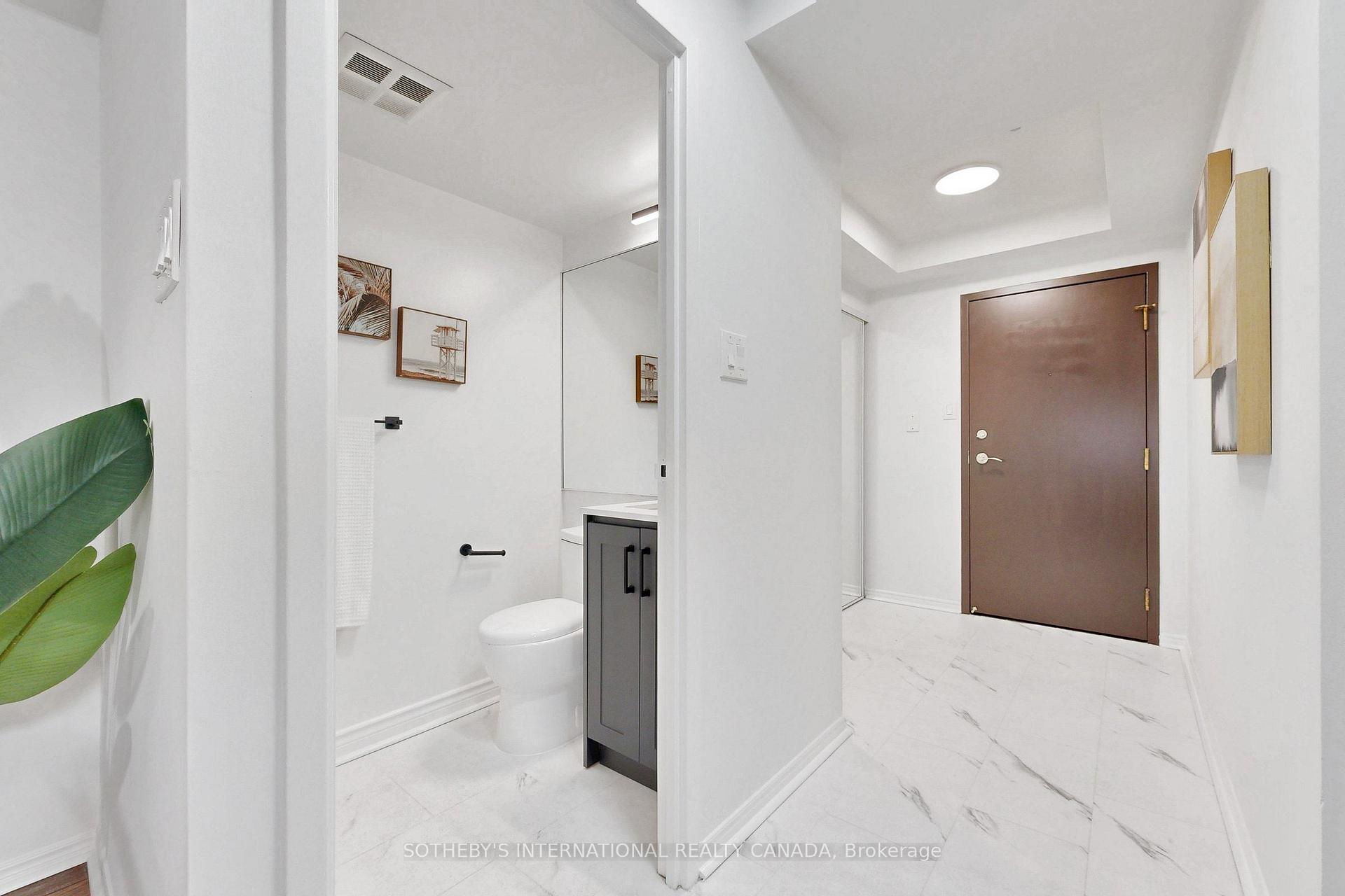 Photo 7 of Unit 414, 10 Queens Quay W, Toronto, Waterfront Communities — HOMEH