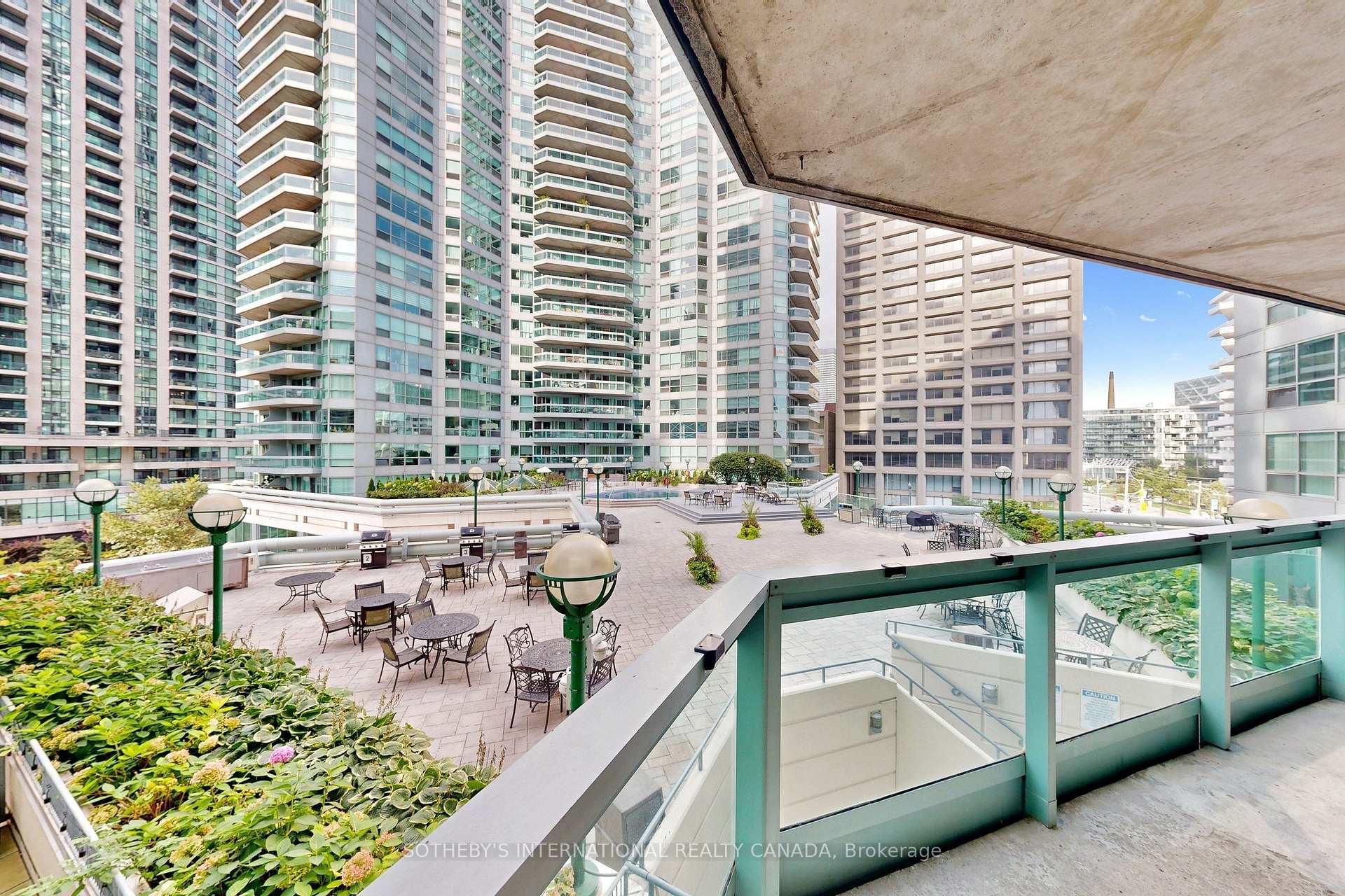 Photo 34 of Unit 414, 10 Queens Quay W, Toronto, Waterfront Communities — HOMEH