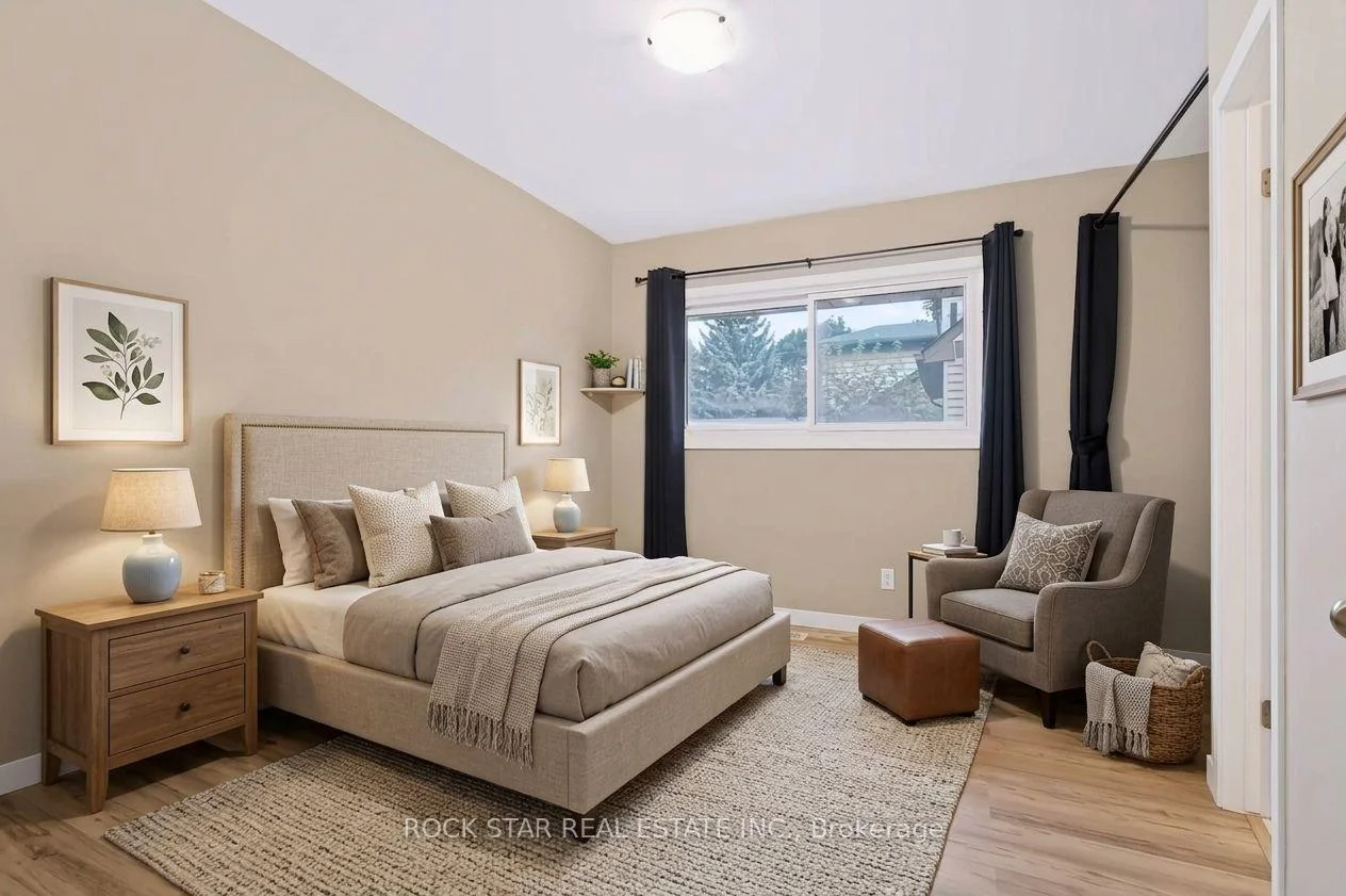 Photo 20 of 82 Franklin Street N, Kitchener, Stanley Park — HOMEH