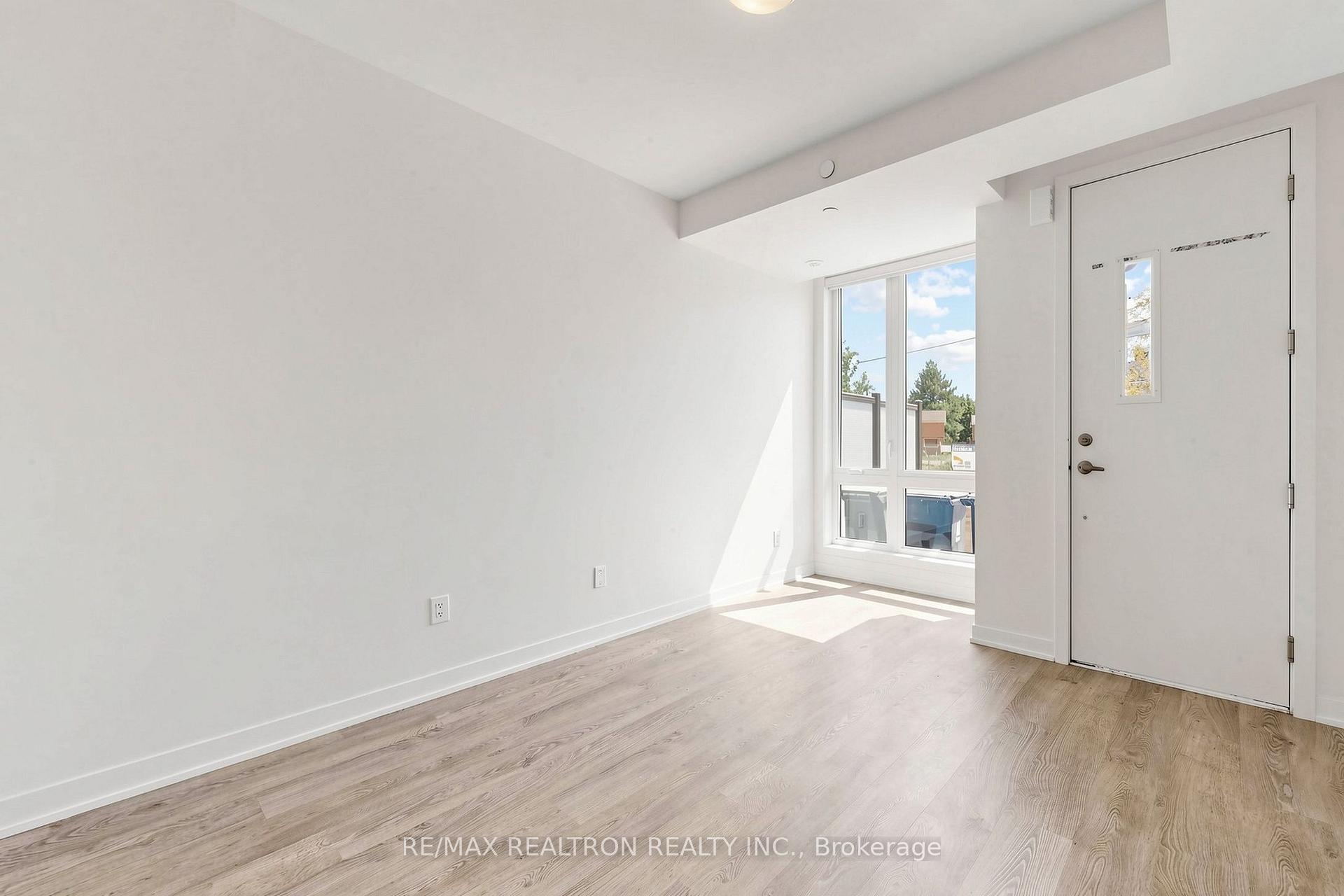 Photo 4 of 64 Turtle Island Road, Toronto, Englemount-Lawrence — HOMEH