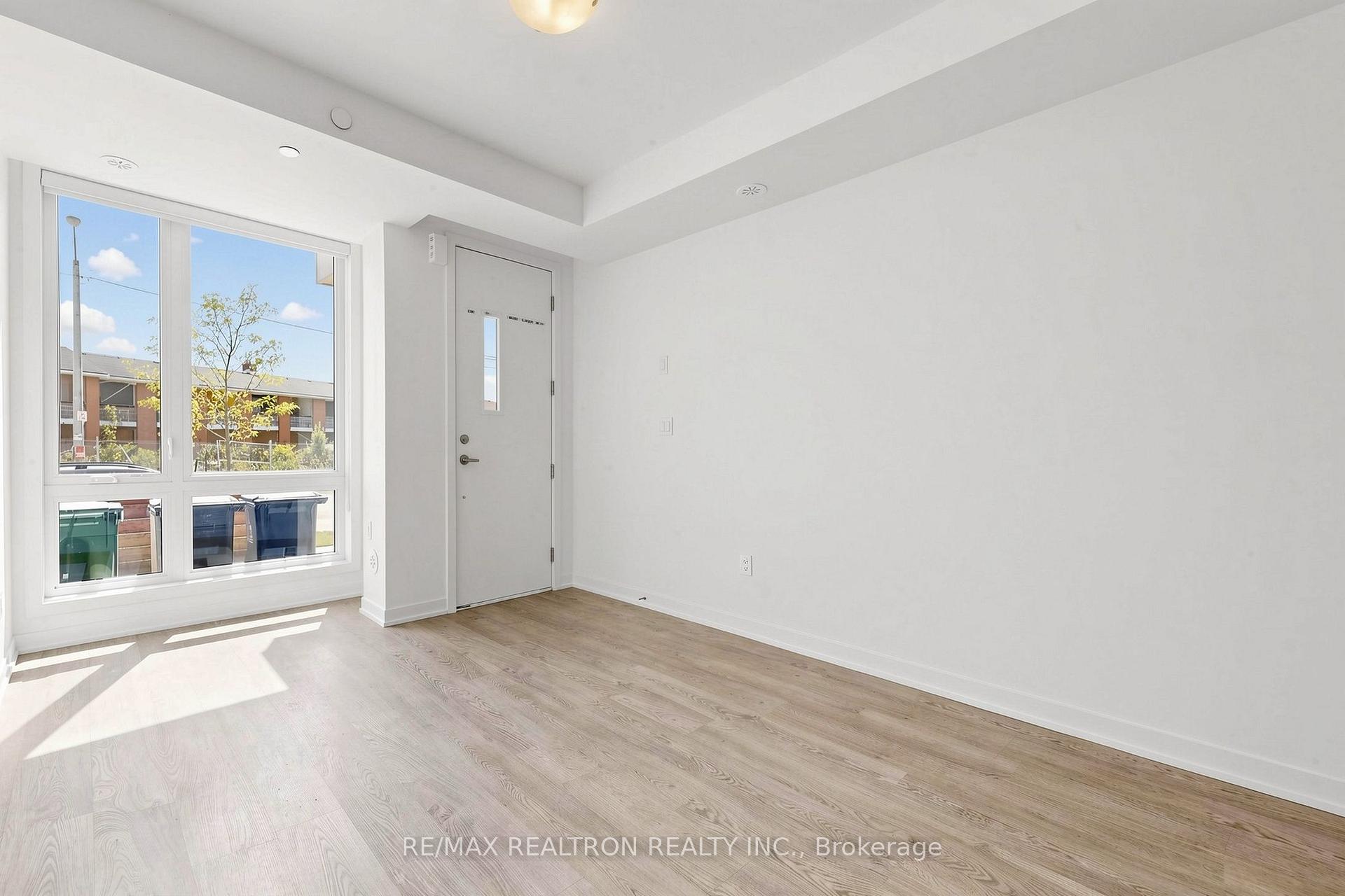 Photo 7 of 64 Turtle Island Road, Toronto, Englemount-Lawrence — HOMEH
