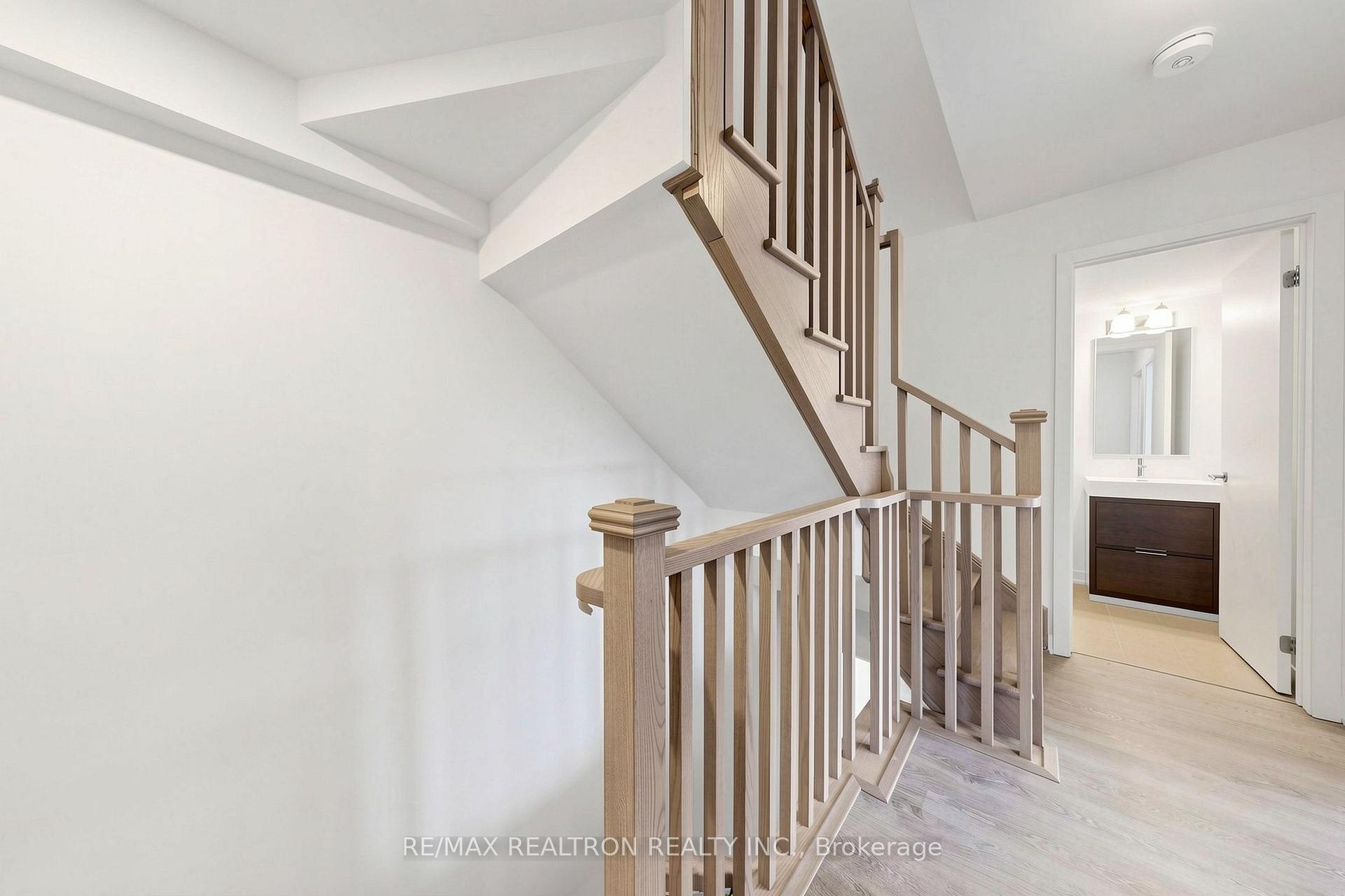 Photo 18 of 64 Turtle Island Road, Toronto, Englemount-Lawrence — HOMEH