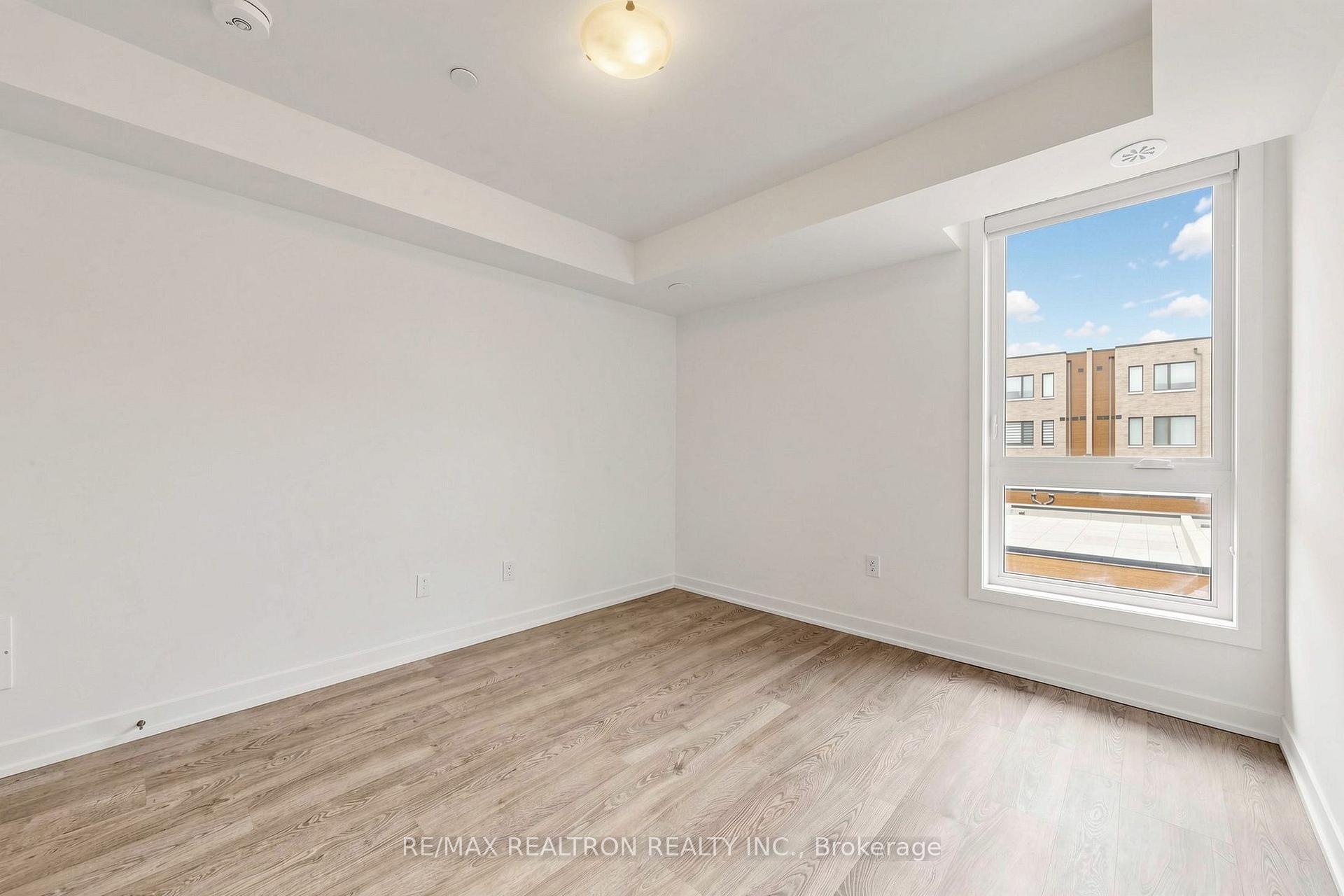 Photo 20 of 64 Turtle Island Road, Toronto, Englemount-Lawrence — HOMEH