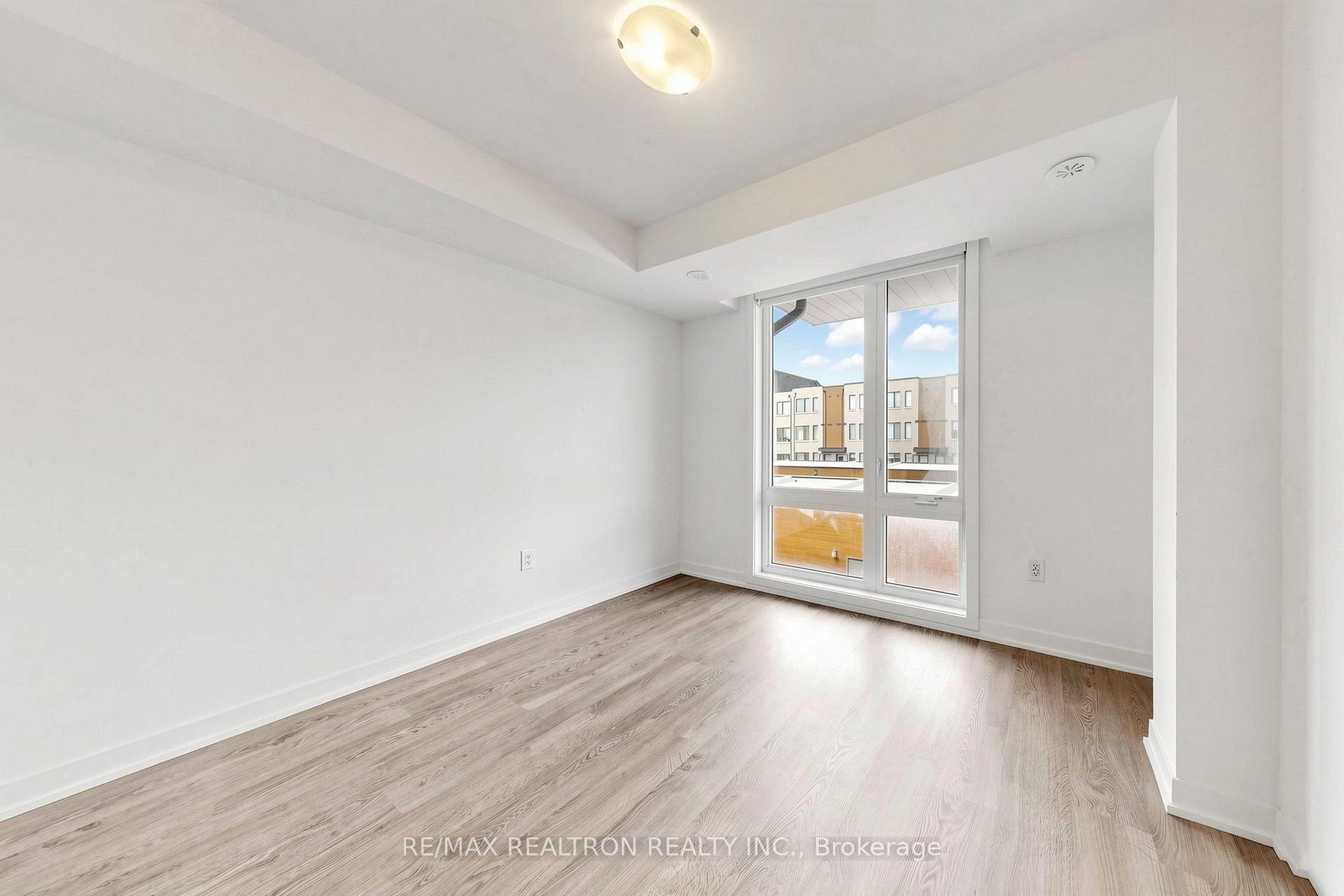 Photo 22 of 64 Turtle Island Road, Toronto, Englemount-Lawrence — HOMEH