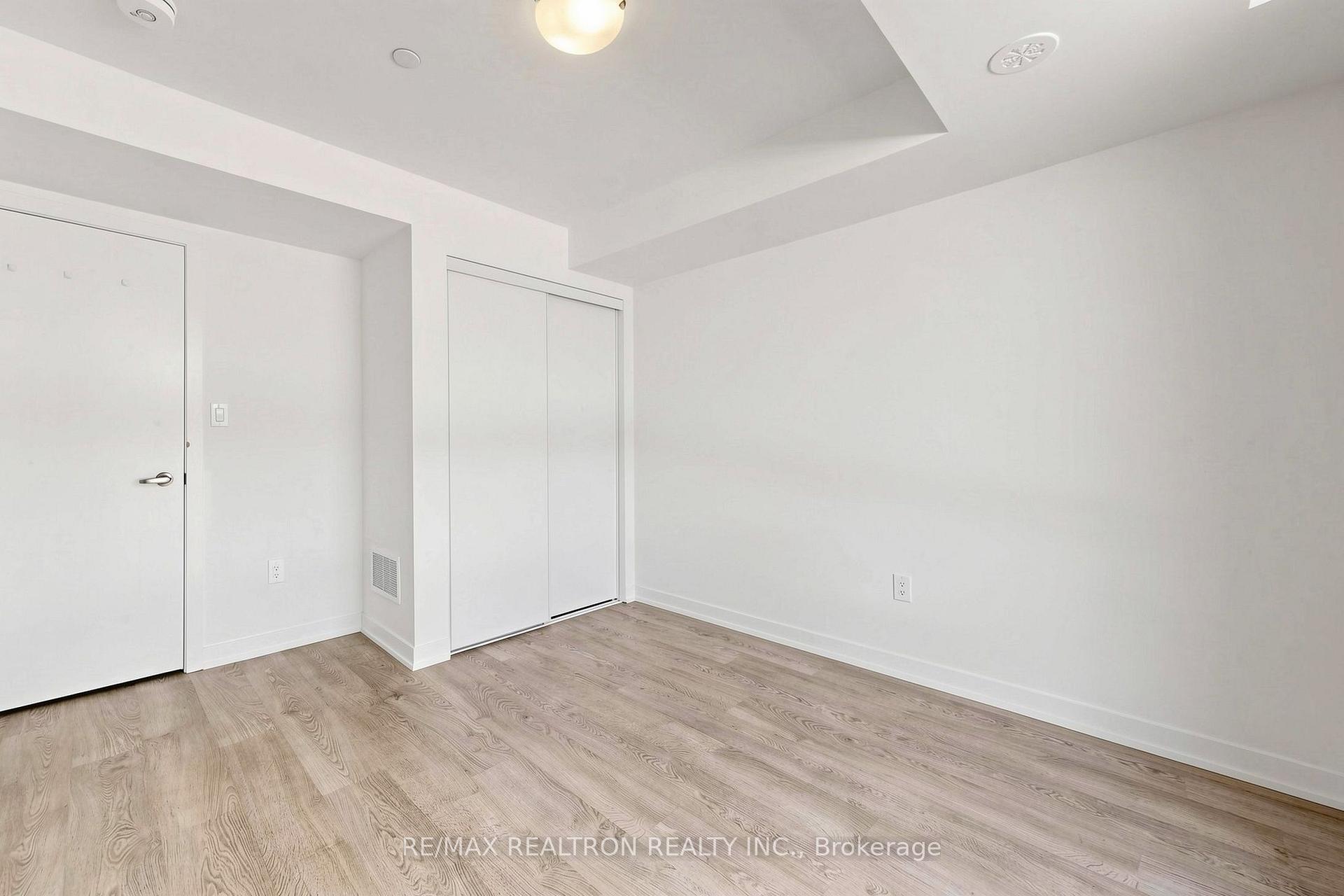 Photo 24 of 64 Turtle Island Road, Toronto, Englemount-Lawrence — HOMEH