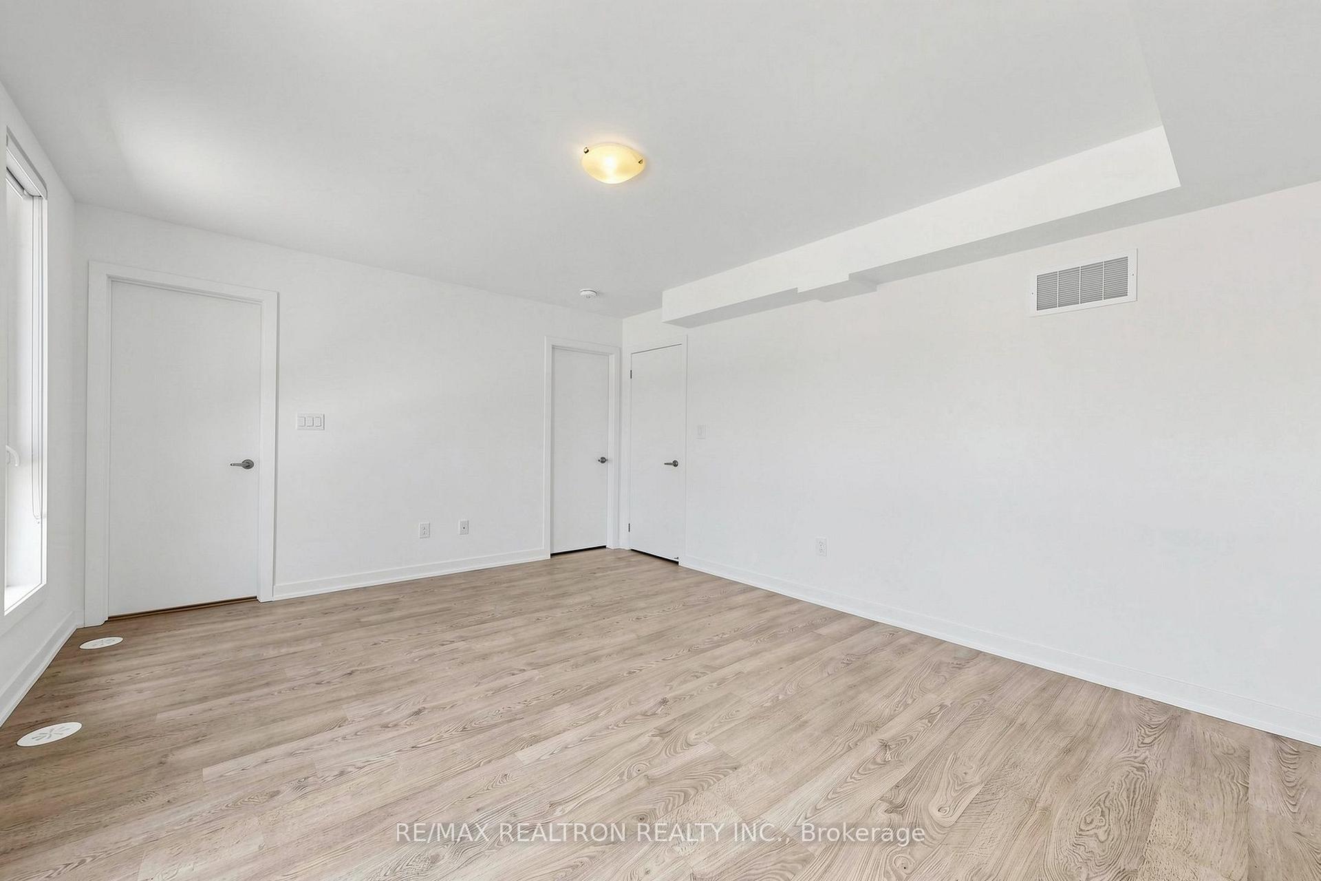 Photo 35 of 64 Turtle Island Road, Toronto, Englemount-Lawrence — HOMEH