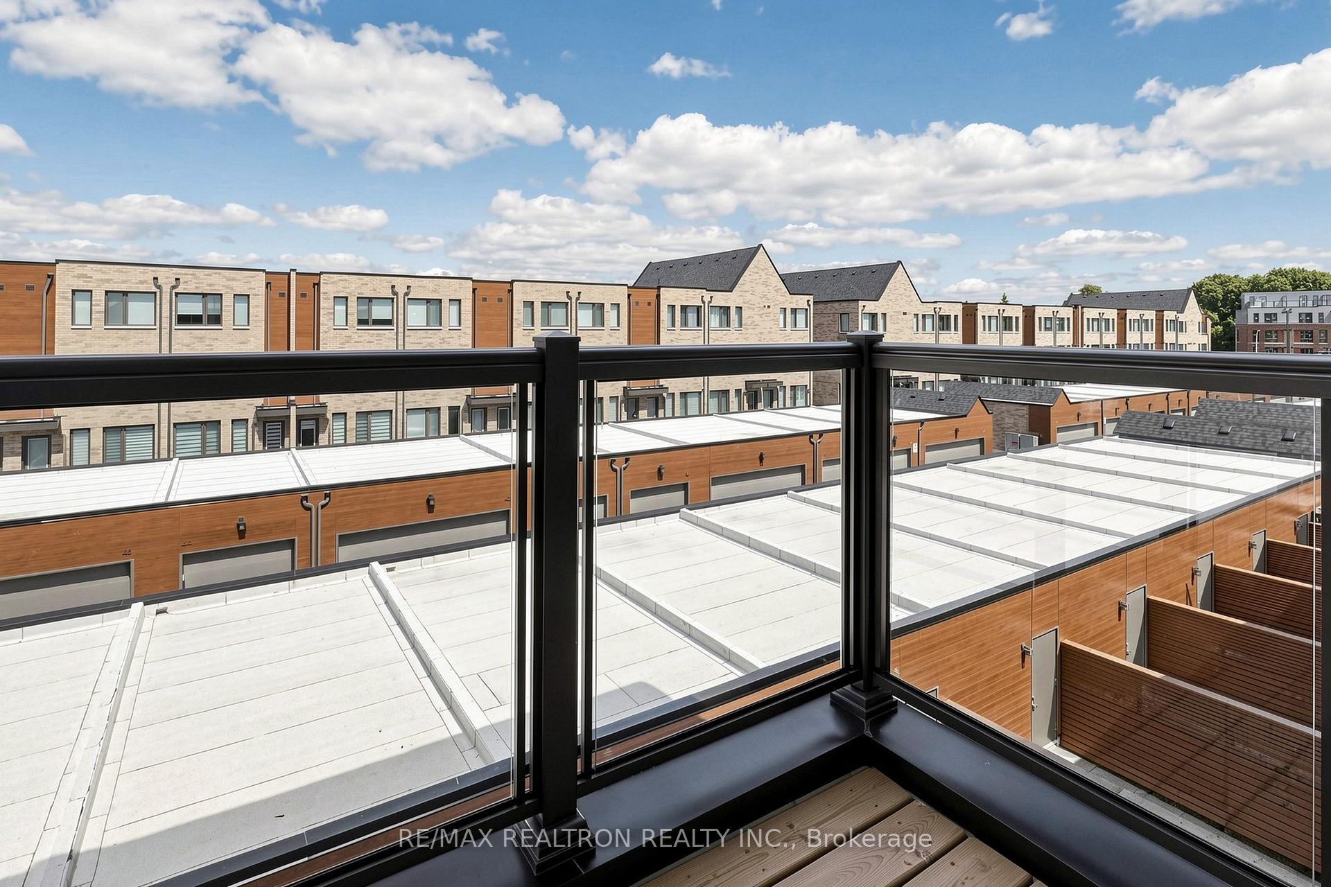 Photo 38 of 64 Turtle Island Road, Toronto, Englemount-Lawrence — HOMEH