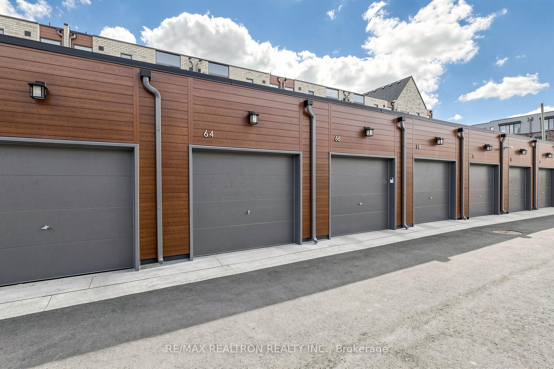 Photo 46 of 64 Turtle Island Road, Toronto, Englemount-Lawrence — HOMEH