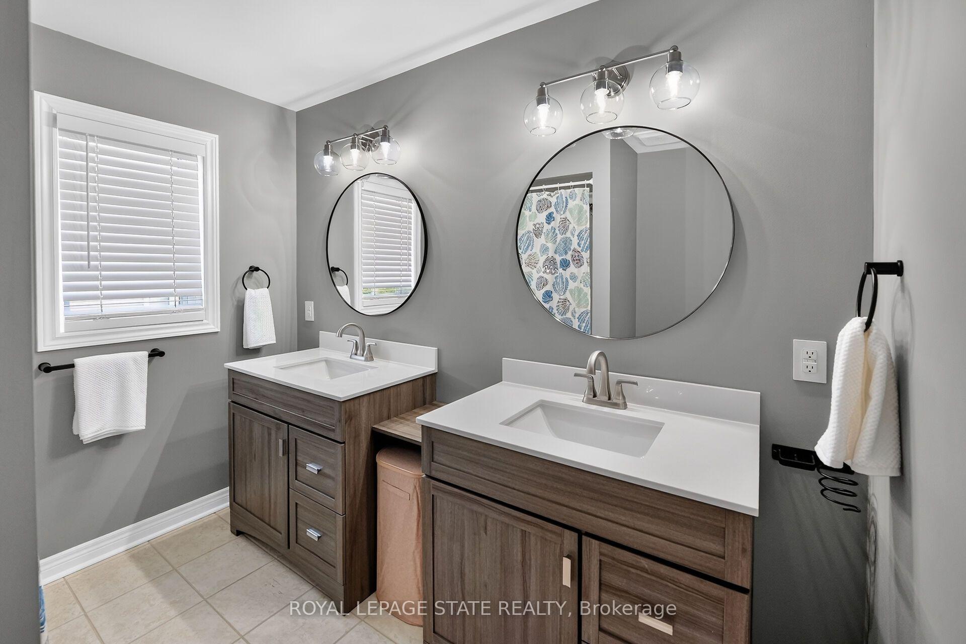 Photo 30 of 4480 Weltman Way, Lincoln, Beamsville — HOMEH