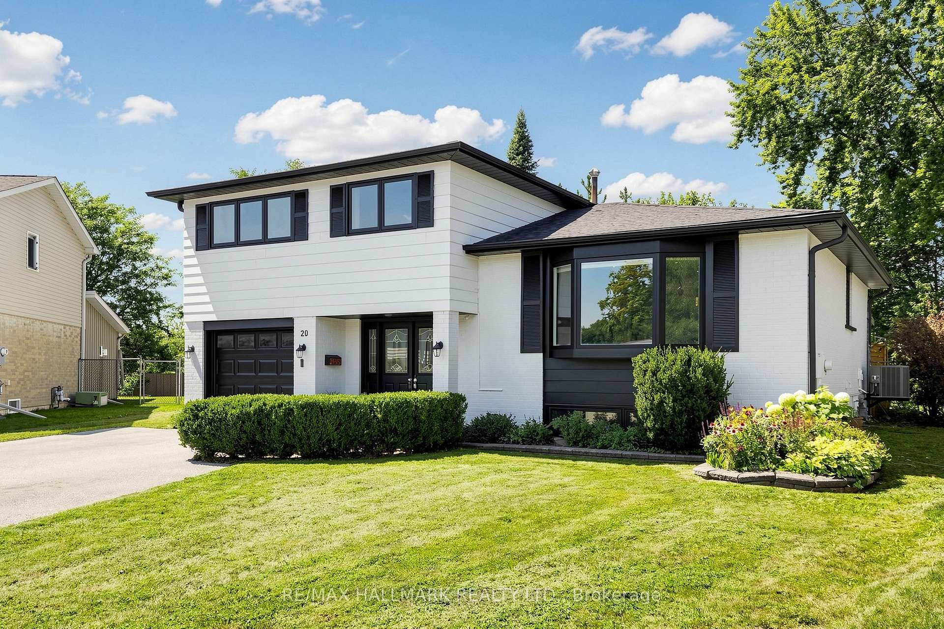 Photo 1 of 20 Oak Court, Aurora, Aurora Village — HOMEH