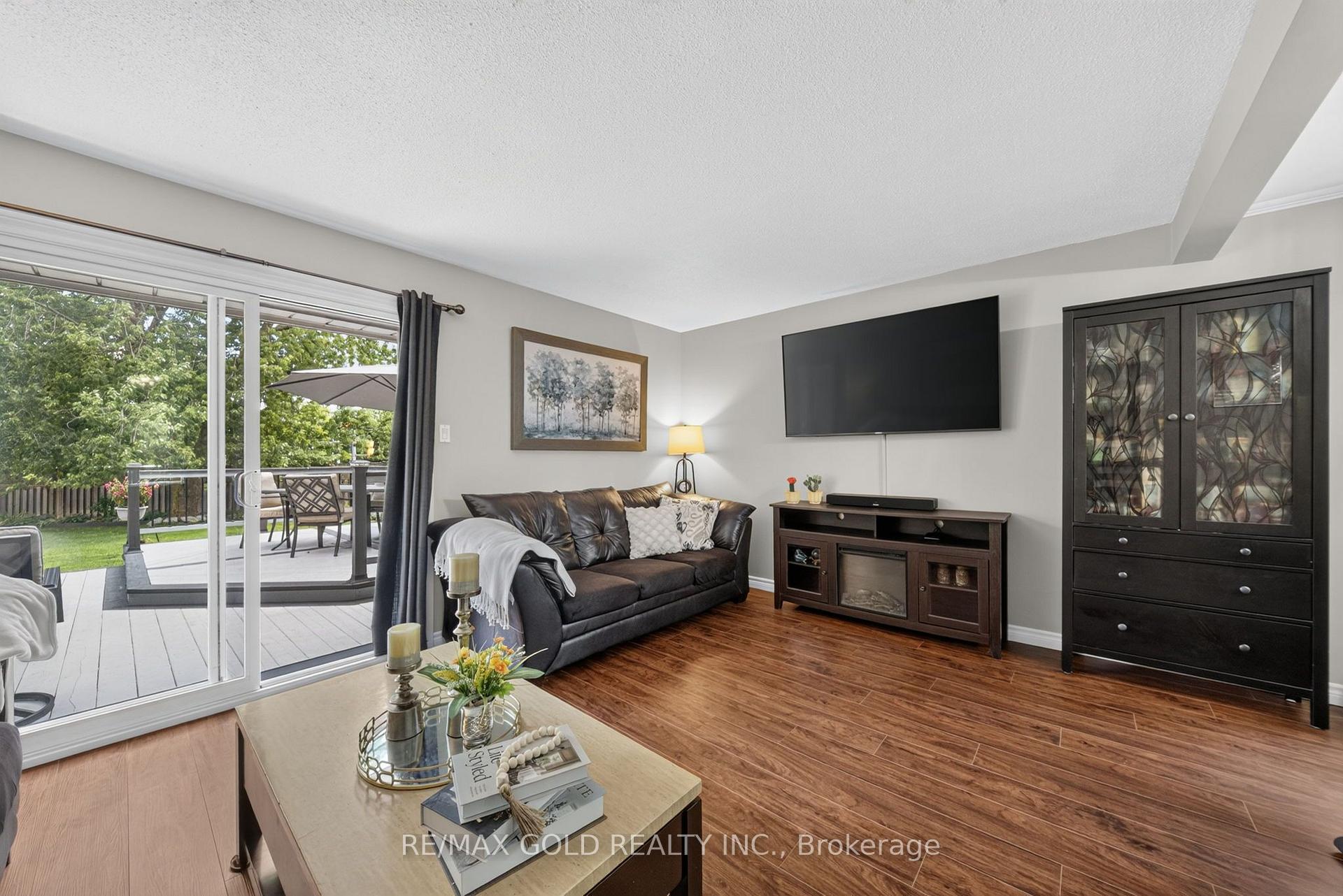 Photo 16 of 15 Jackman Drive, Brampton, Northgate — HOMEH