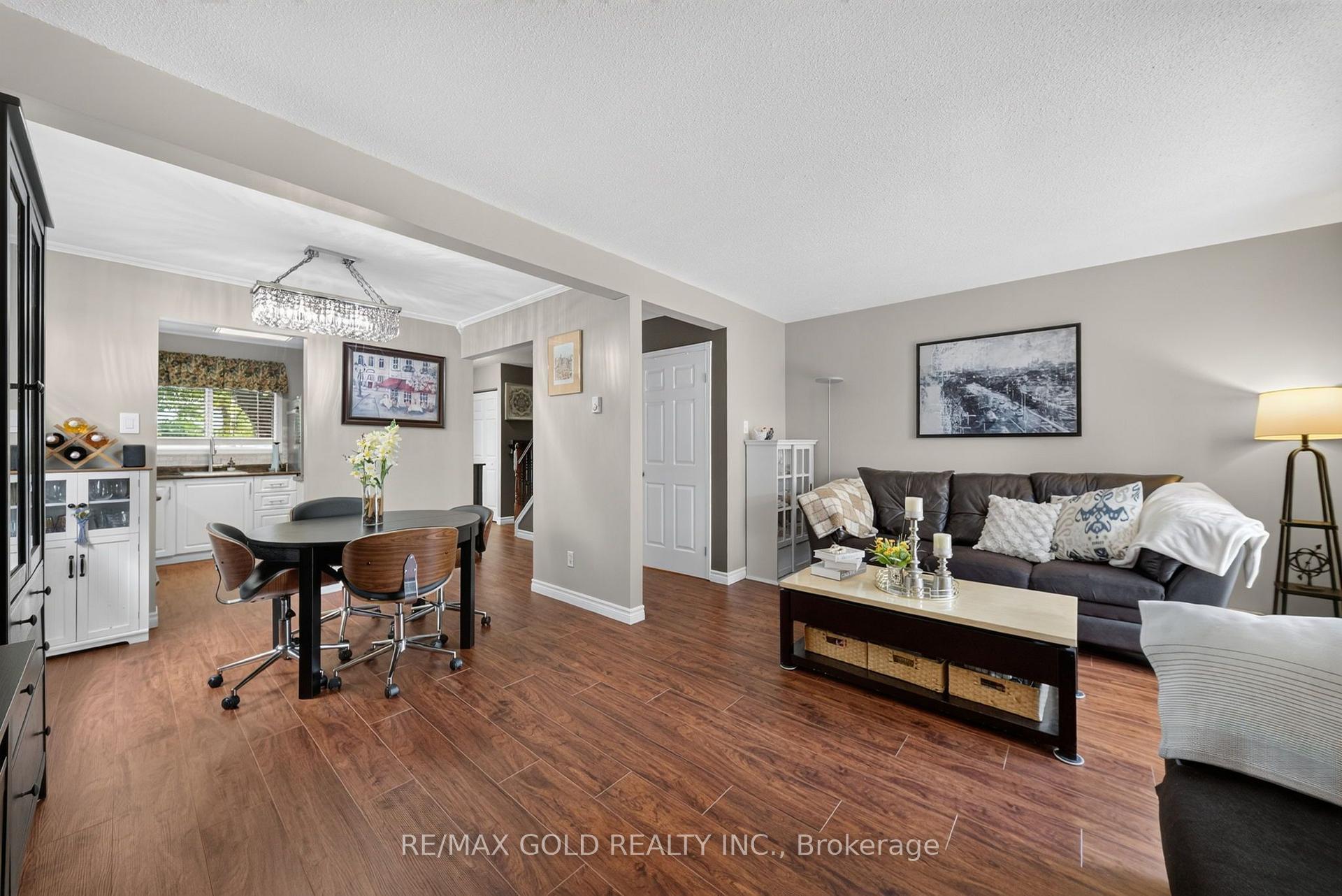 Photo 17 of 15 Jackman Drive, Brampton, Northgate — HOMEH