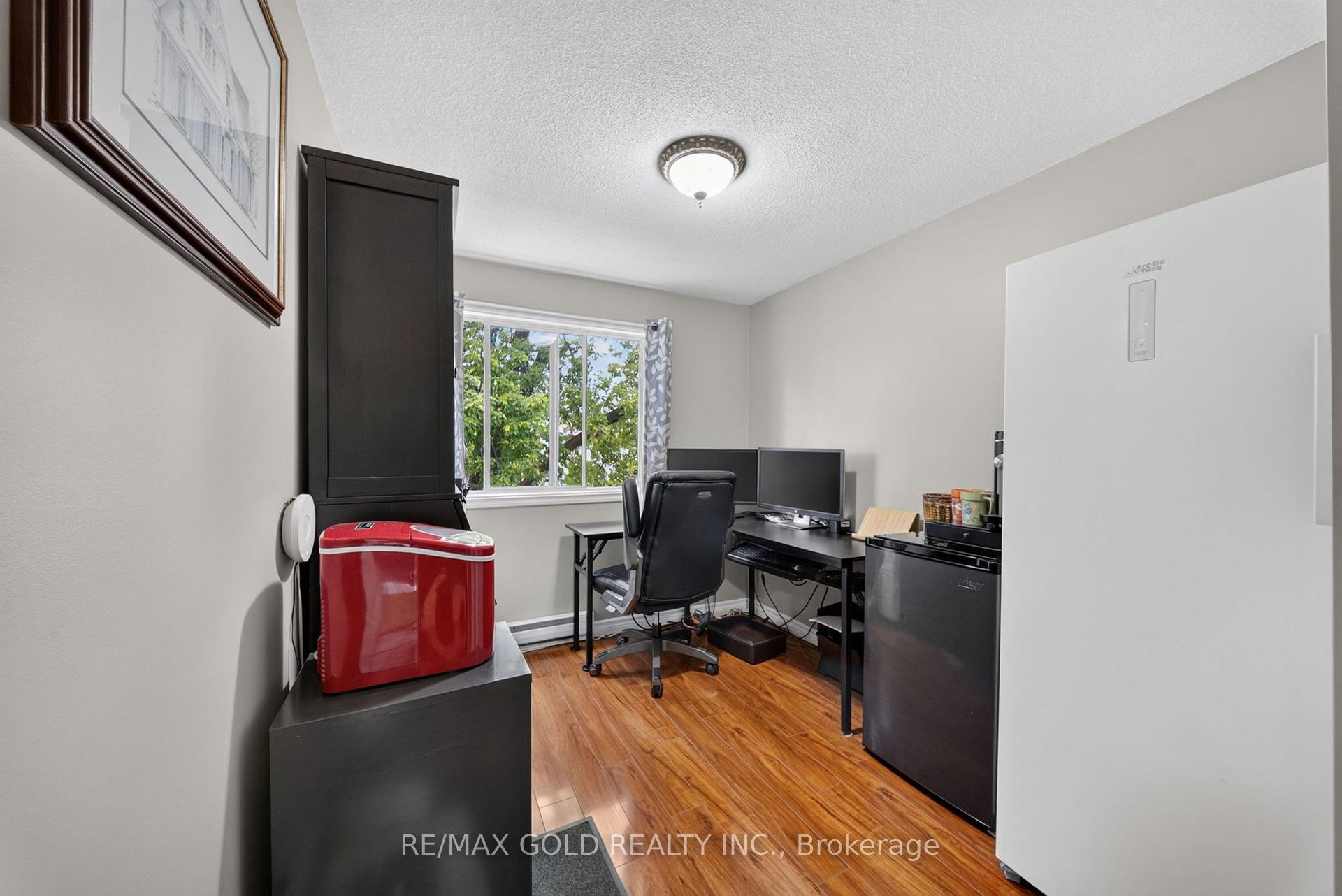 Photo 20 of 15 Jackman Drive, Brampton, Northgate — HOMEH