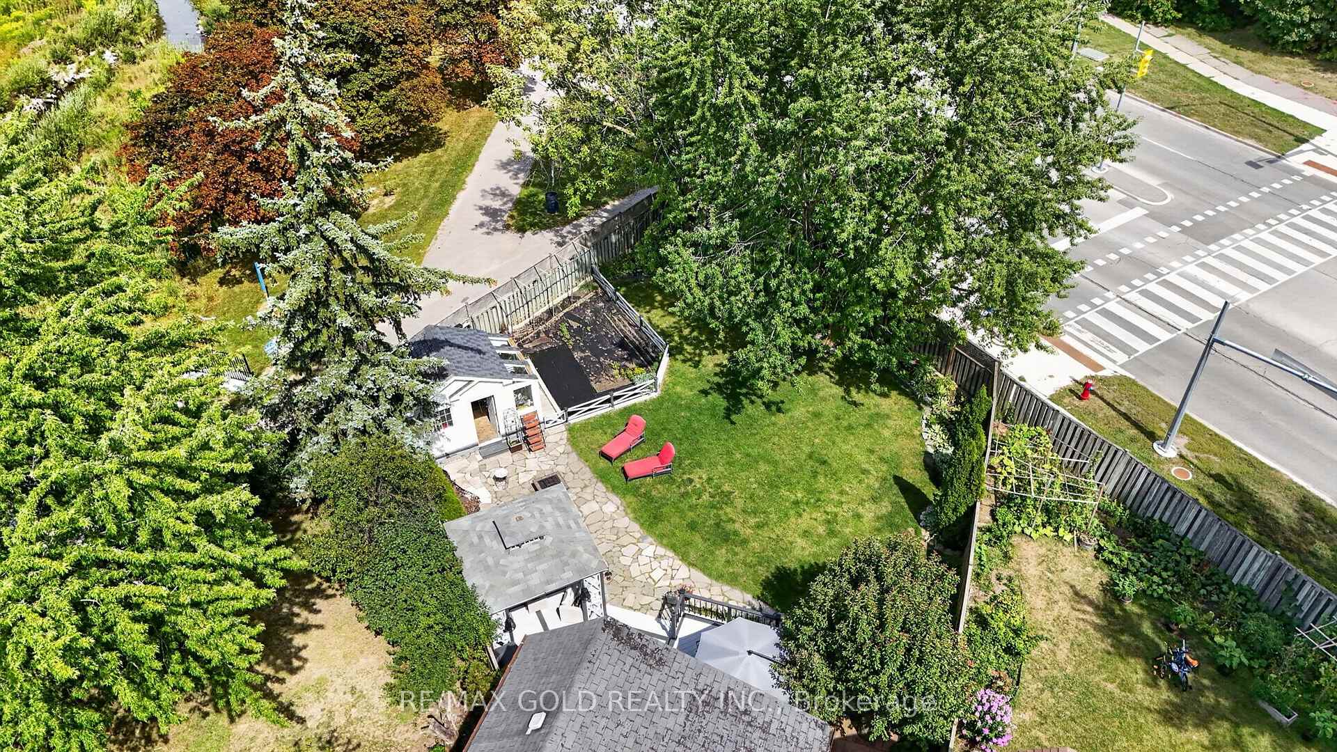 Photo 45 of 15 Jackman Drive, Brampton, Northgate — HOMEH