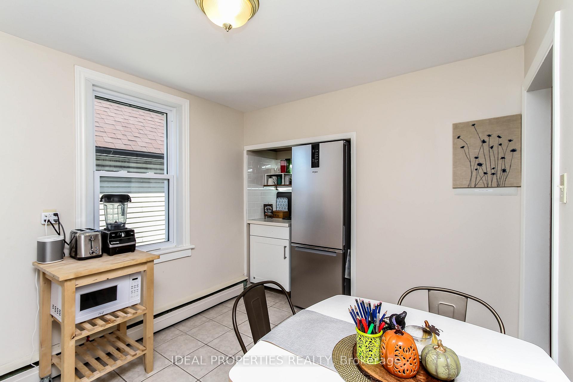 Photo 12 of Unit 2, 185 Louisa Street, Ottawa, West Centre Town — HOMEH