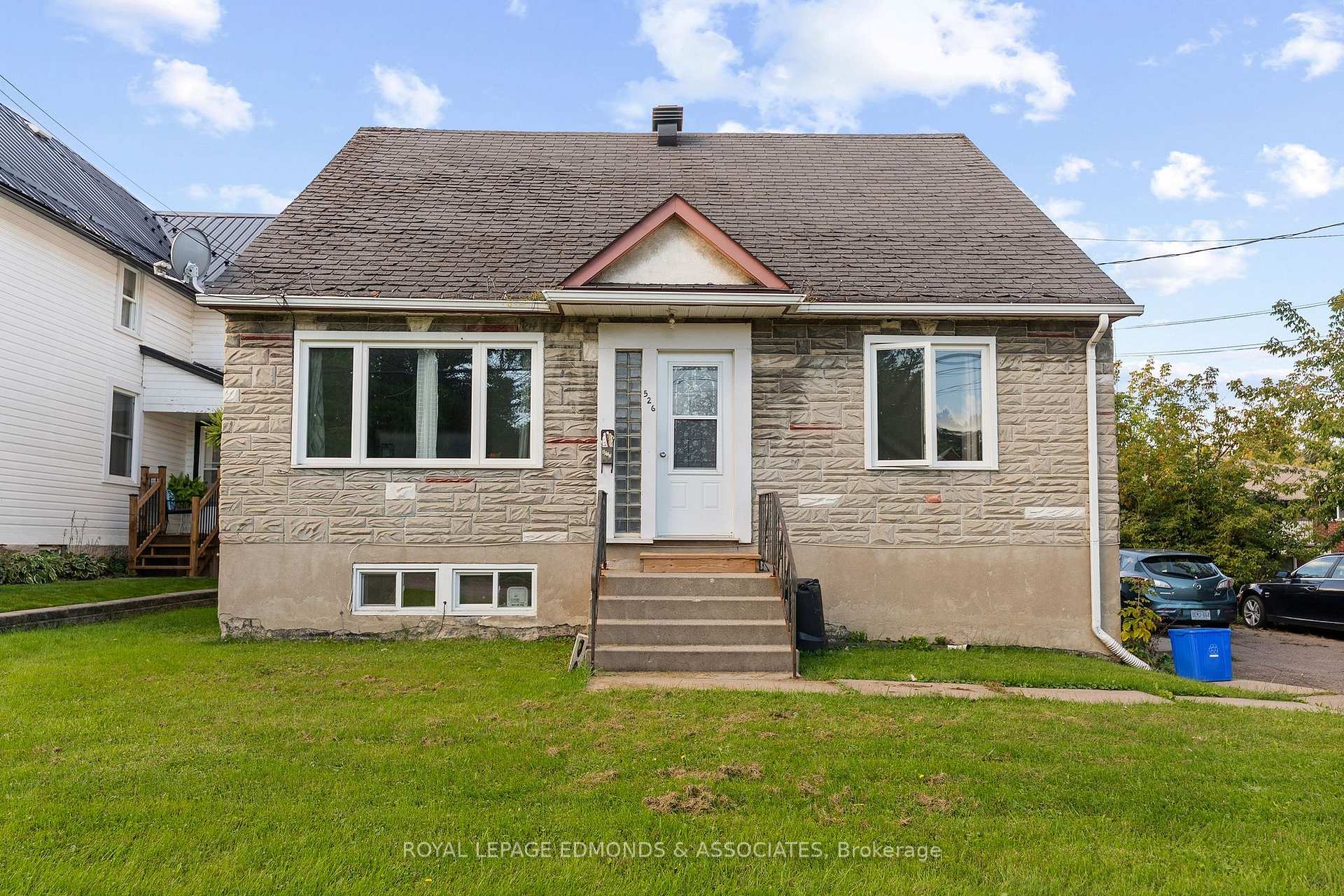 Photo 2 of 526 Mackay Street, Pembroke, Pembroke — HOMEH