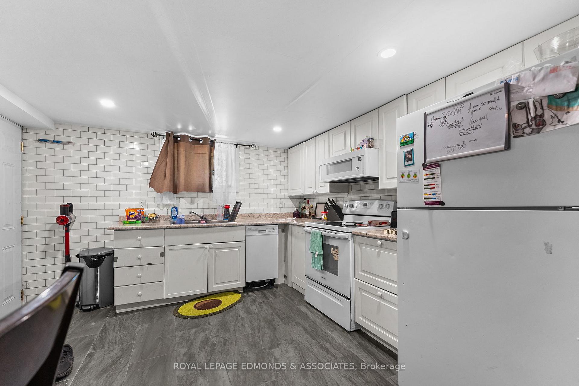 Photo 23 of 526 Mackay Street, Pembroke, Pembroke — HOMEH