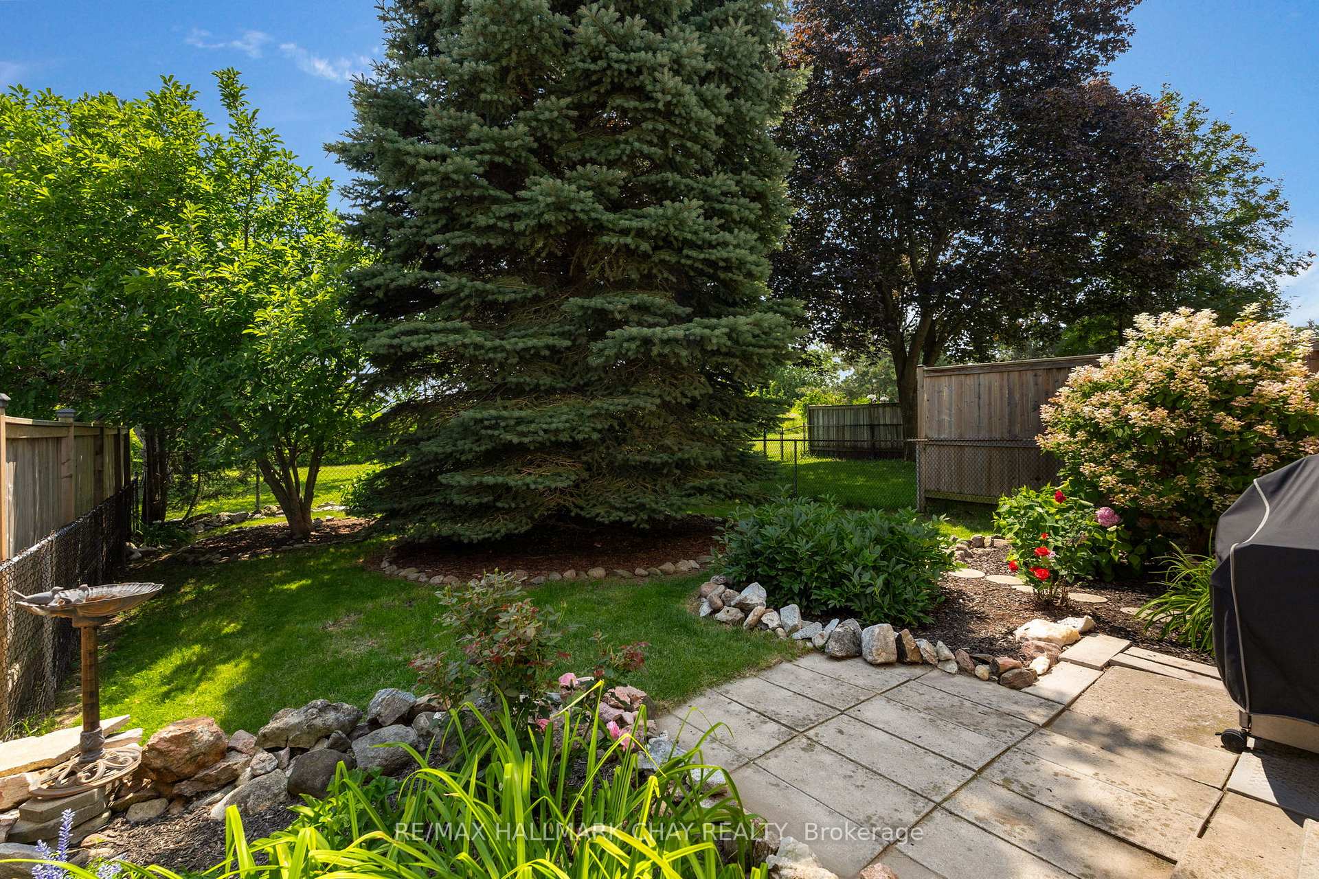Photo 23 of 86 Trillium Crescent, Barrie, Allandale Heights — HOMEH