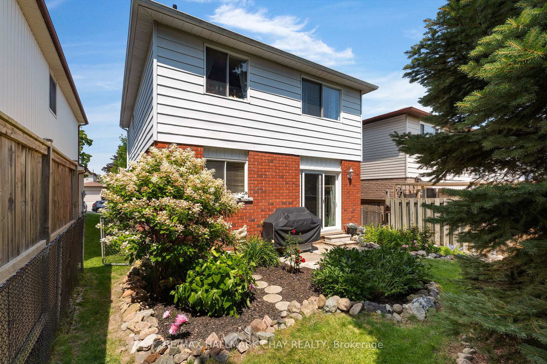 Photo 25 of 86 Trillium Crescent, Barrie, Allandale Heights — HOMEH