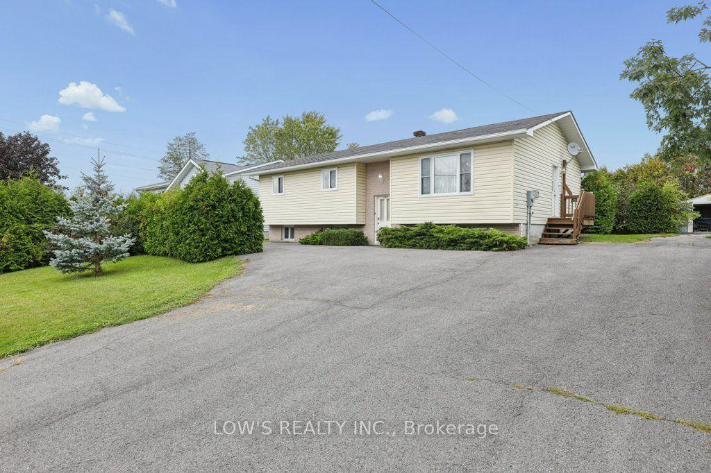Photo of 143 Trottier Crescent