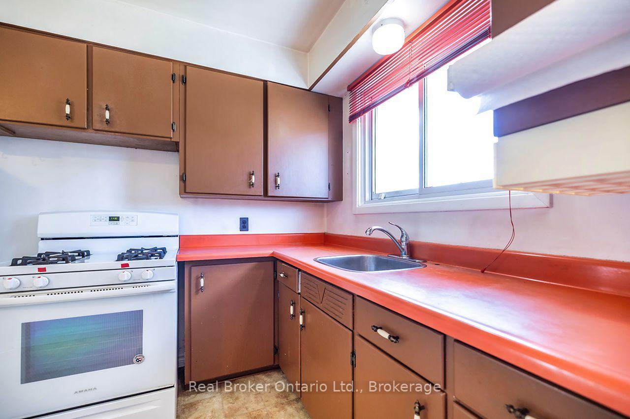 Photo 5 of 125 Baldwin Street, Oshawa, Donevan — HOMEH