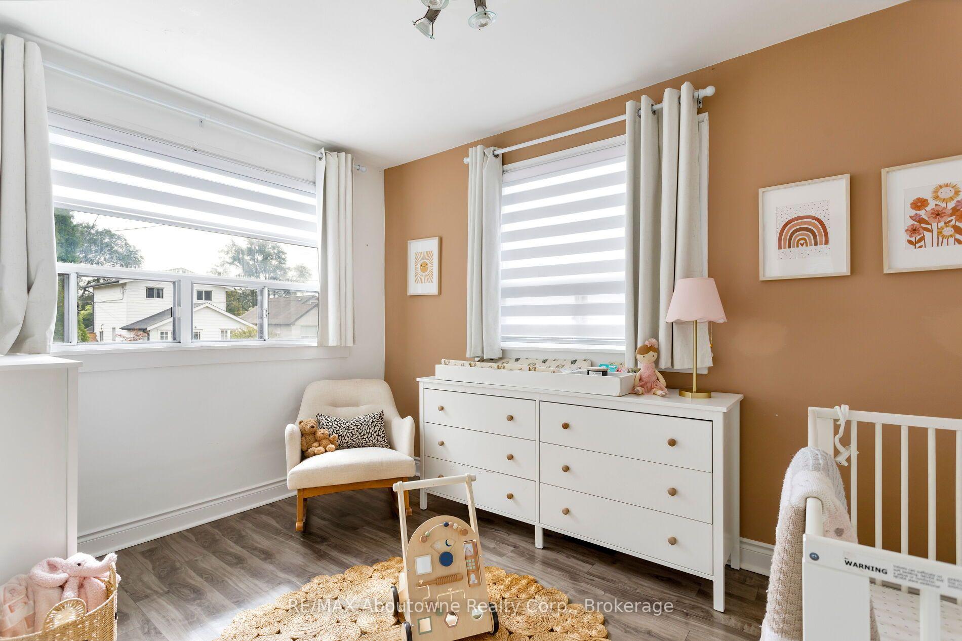 Photo 8 of 851 Fourth Street, Mississauga, Lakeview — HOMEH