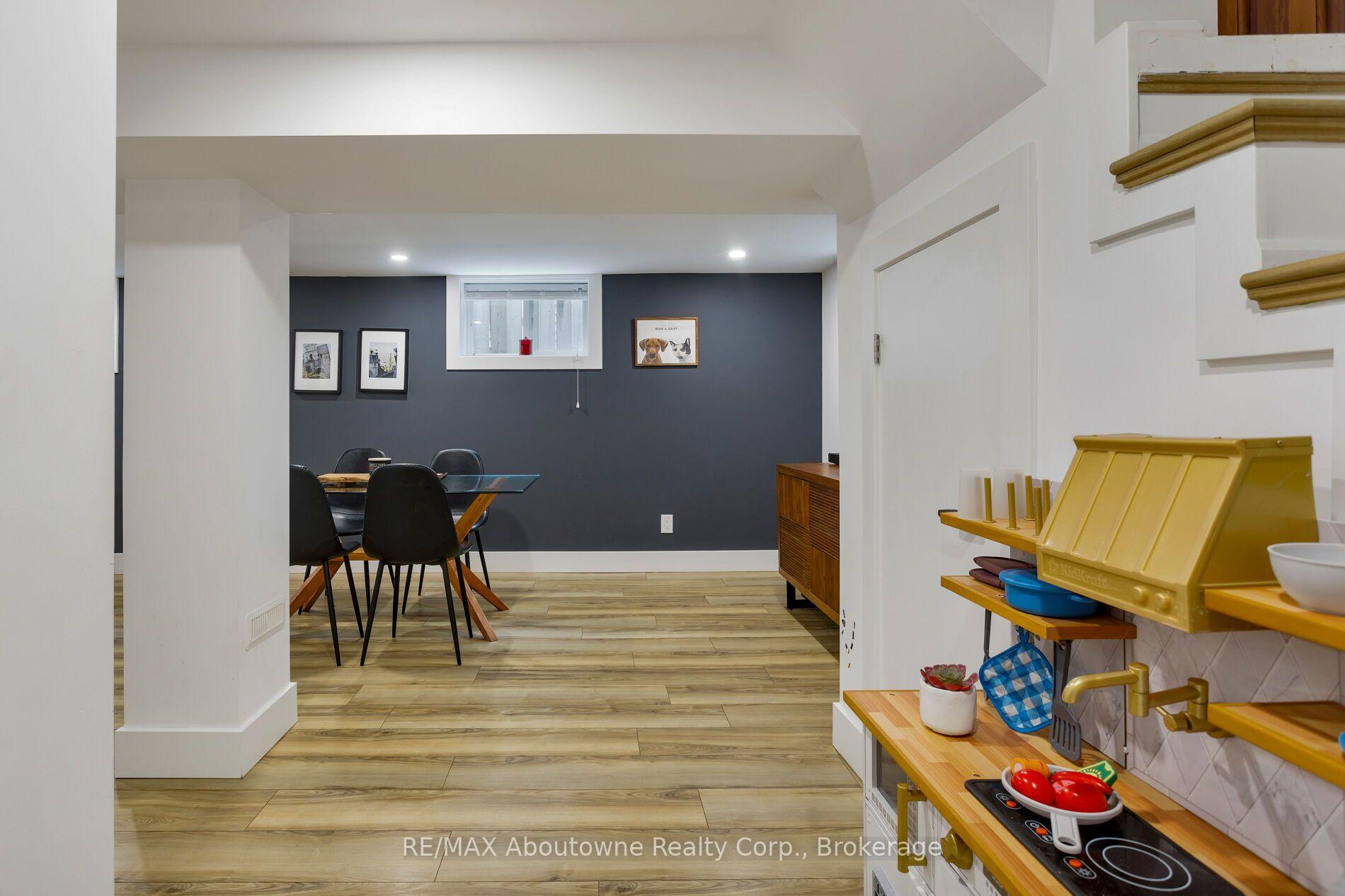Photo 19 of 851 Fourth Street, Mississauga, Lakeview — HOMEH