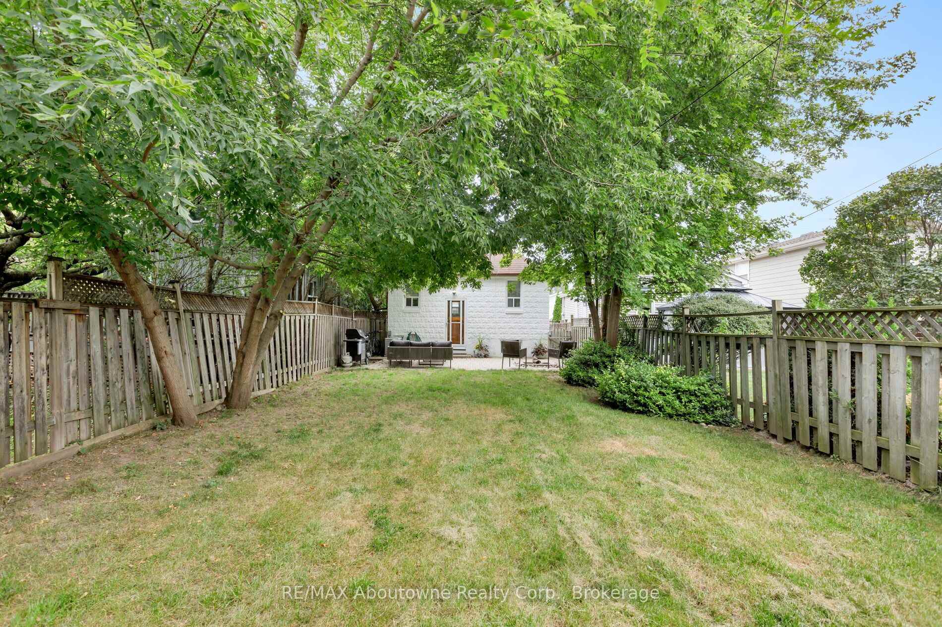 Photo 31 of 851 Fourth Street, Mississauga, Lakeview — HOMEH