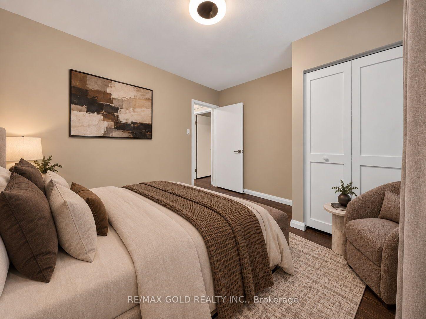 Photo 24 of 234 Avondale Boulevard, Brampton, Avondale — HOMEH