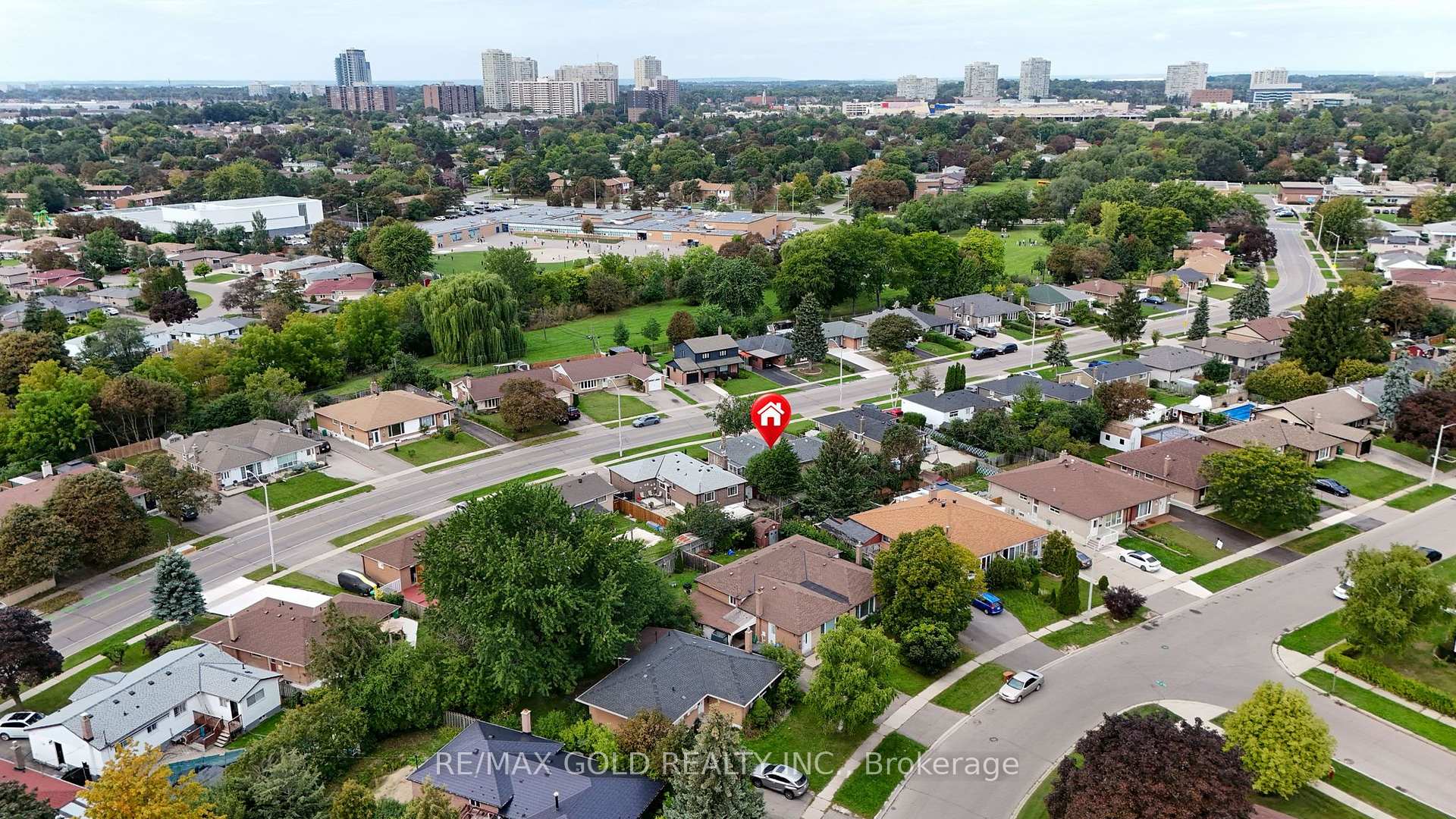 Photo 48 of 234 Avondale Boulevard, Brampton, Avondale — HOMEH