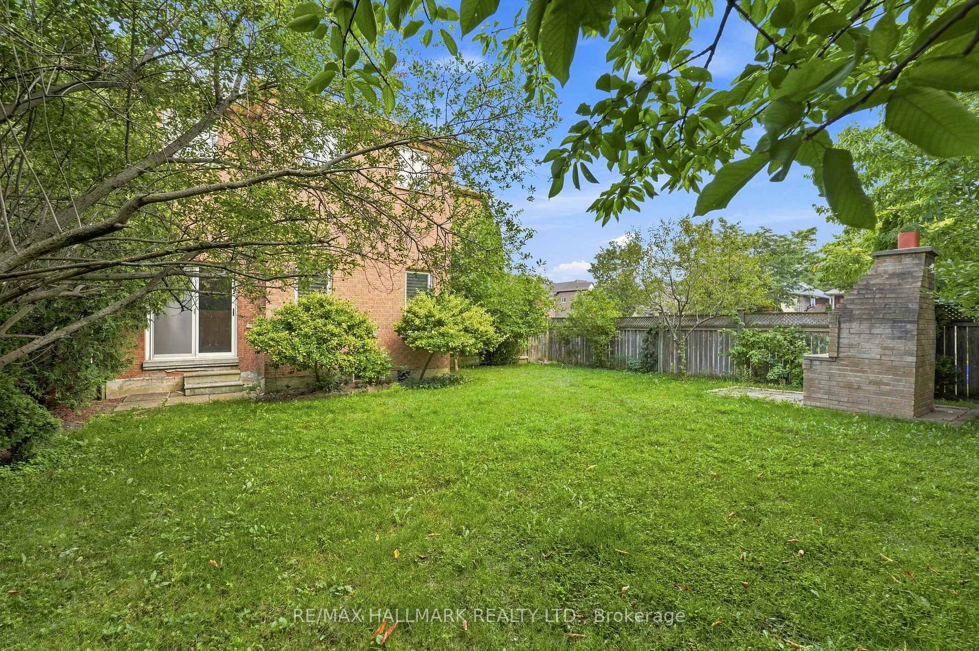 Photo 32 of 1 Vitlor Drive, Richmond Hill, Oak Ridges — HOMEH